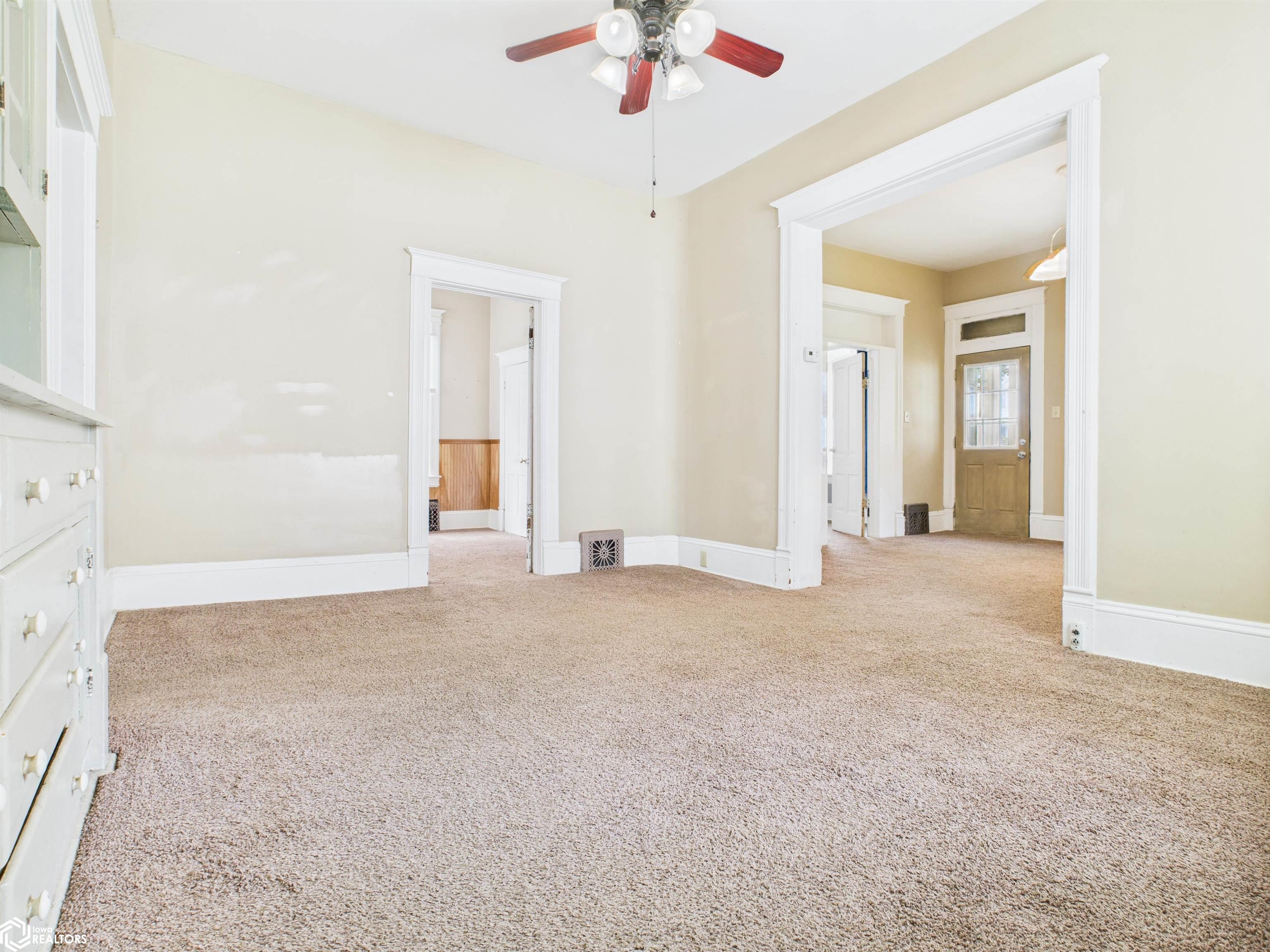 2414 Ave I, Fort Madison, Iowa image 10