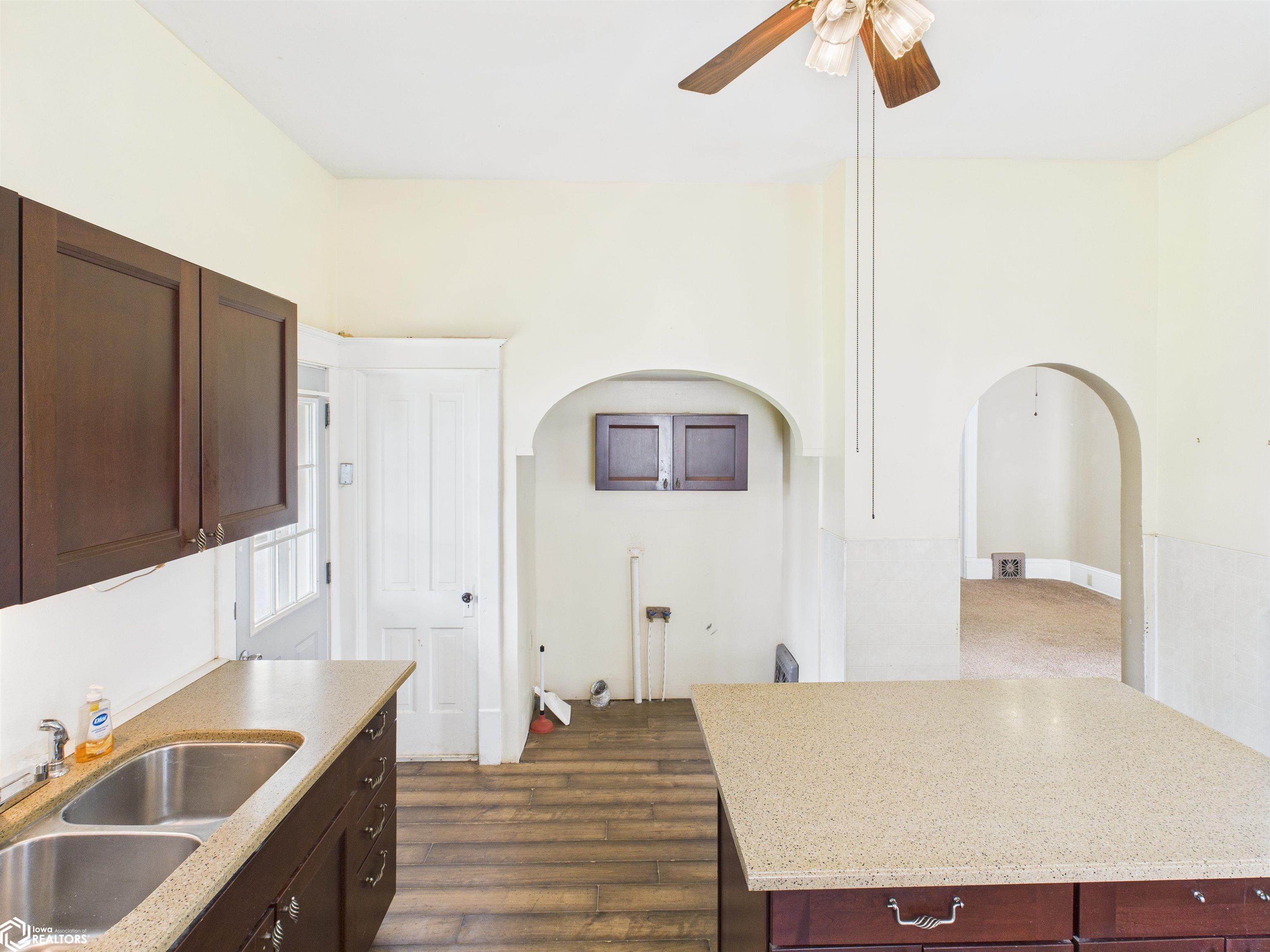 2414 Ave I, Fort Madison, Iowa image 14