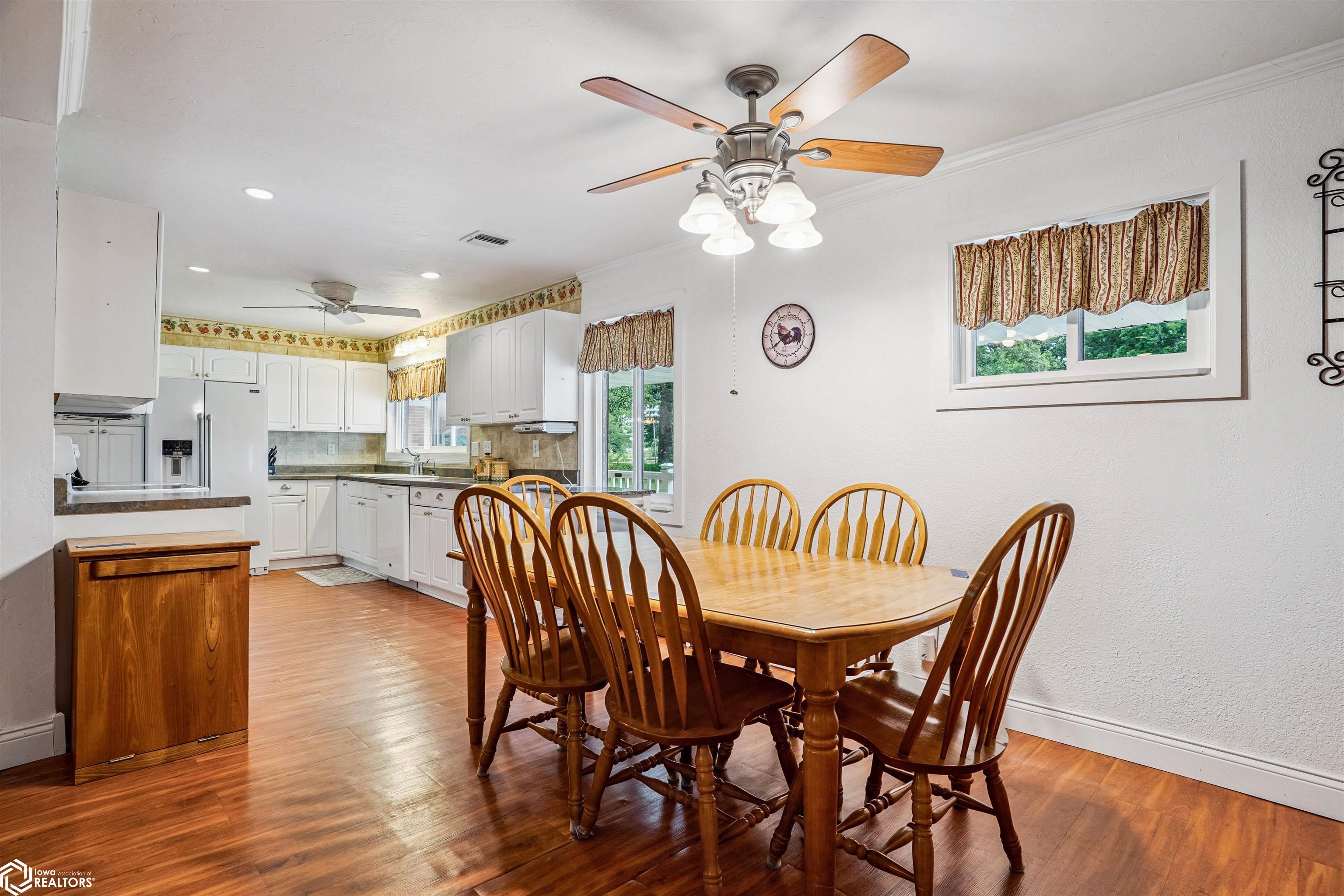 14064 155th Street, Burlington, Iowa image 15
