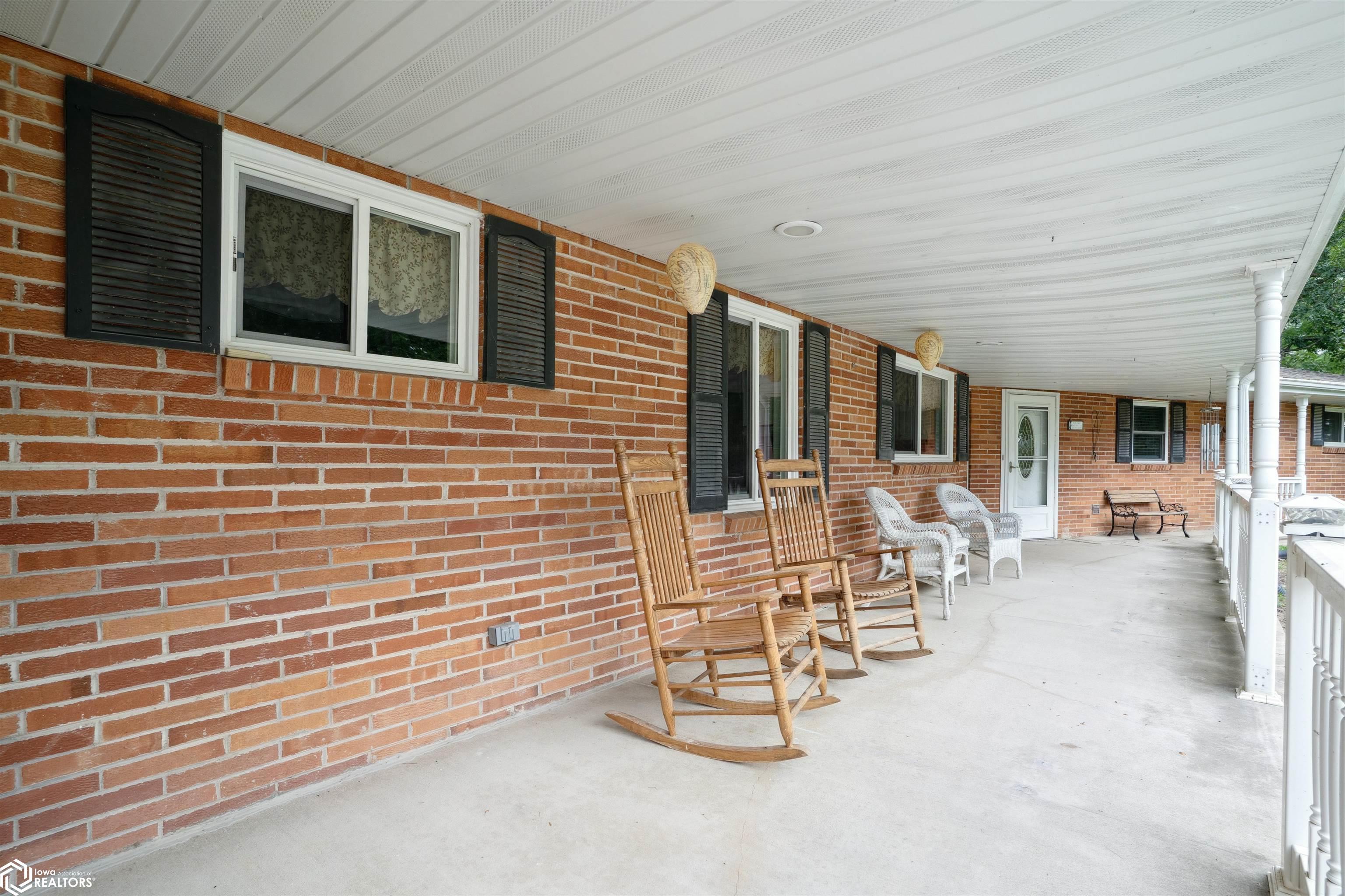 14064 155th Street, Burlington, Iowa image 3