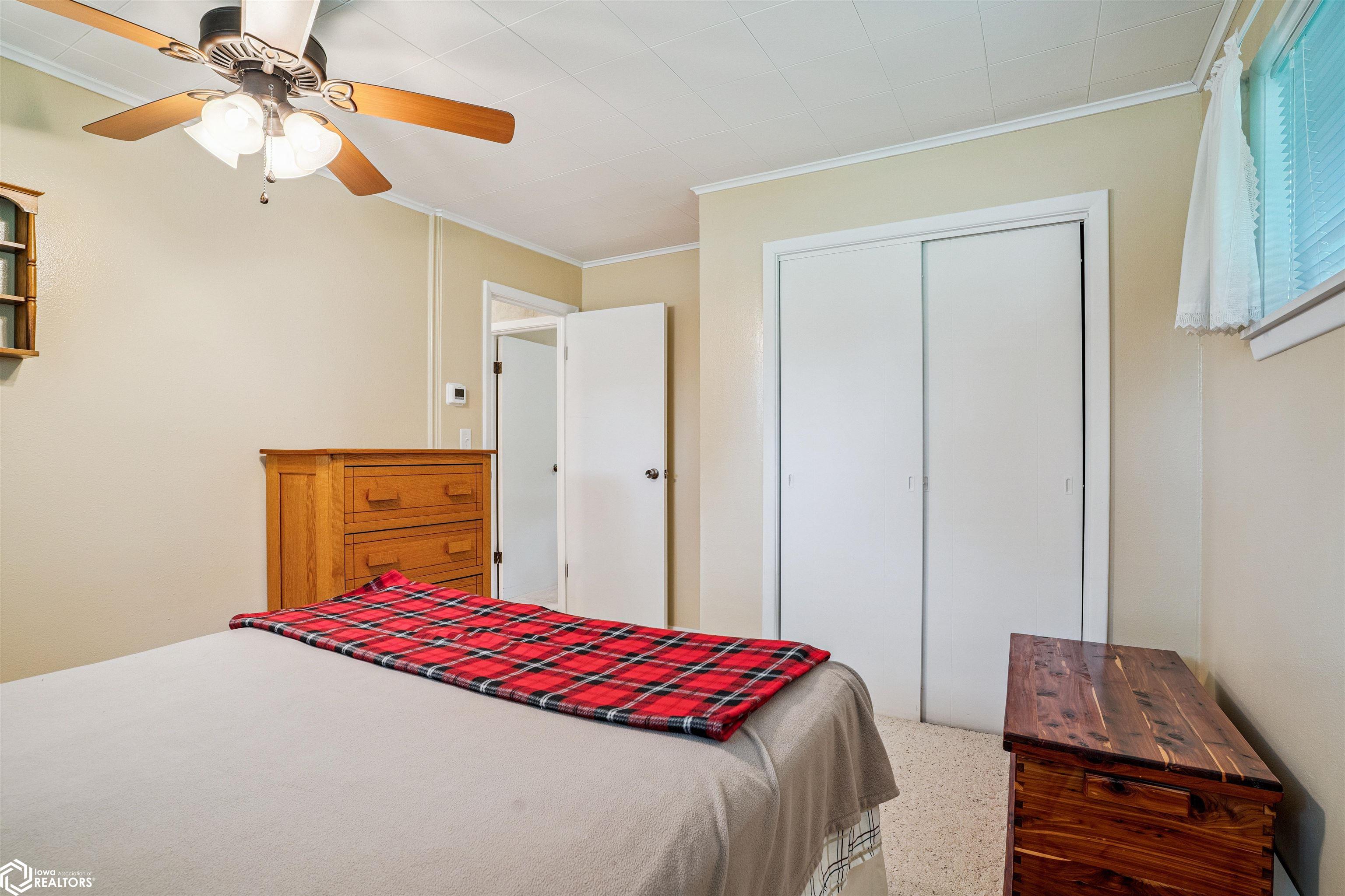 14064 155th Street, Burlington, Iowa image 27