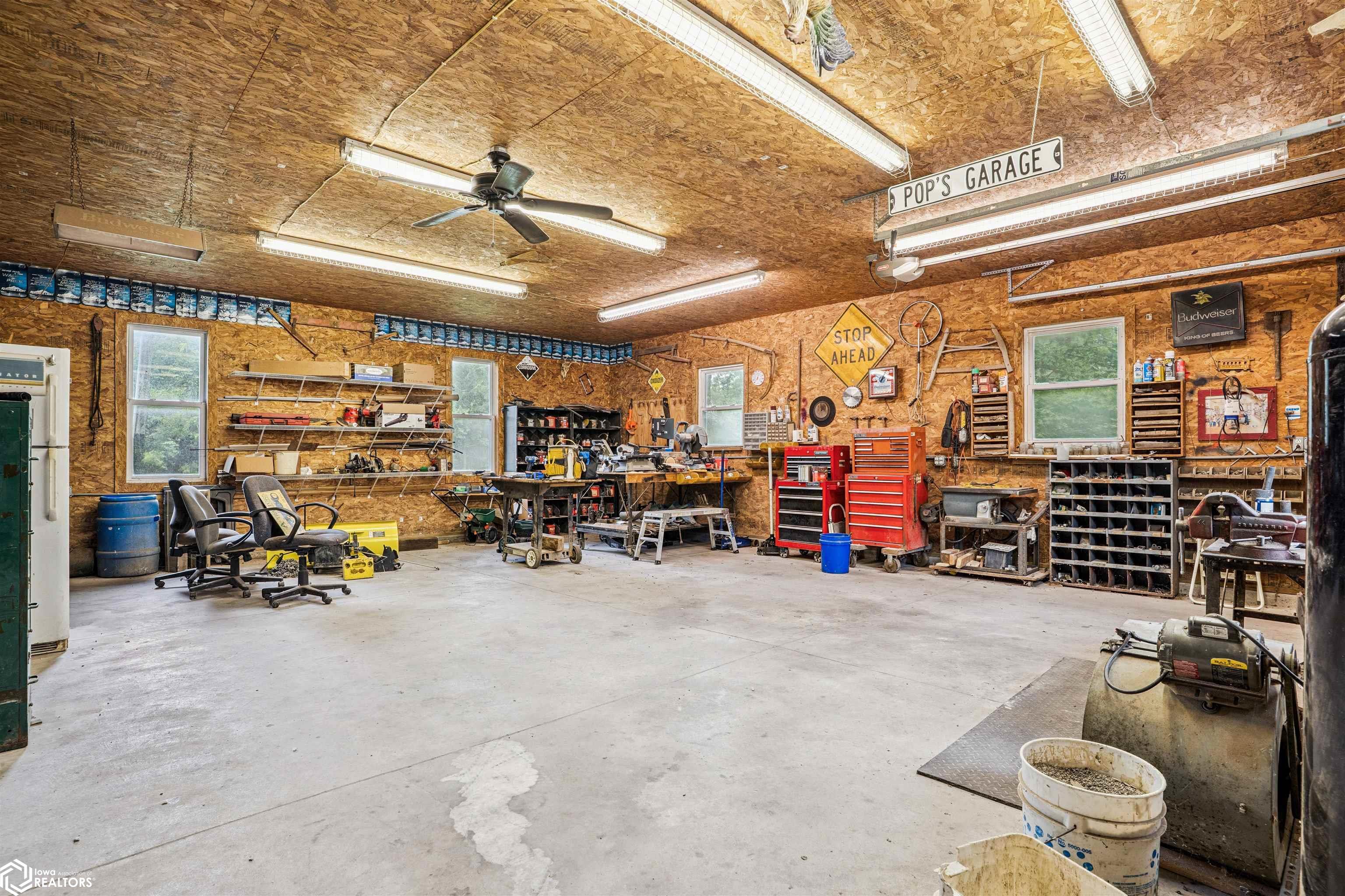 14064 155th Street, Burlington, Iowa image 34