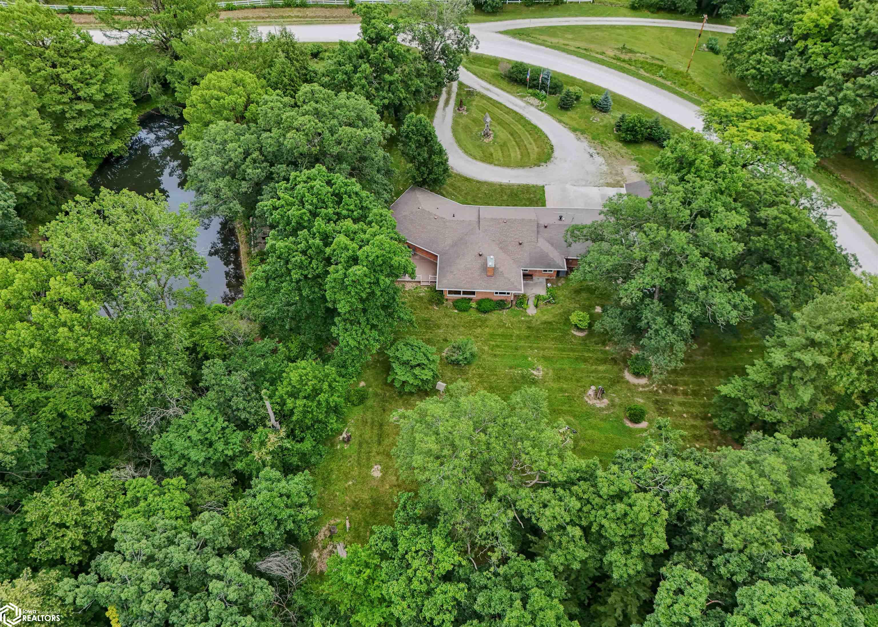 14064 155th Street, Burlington, Iowa image 39