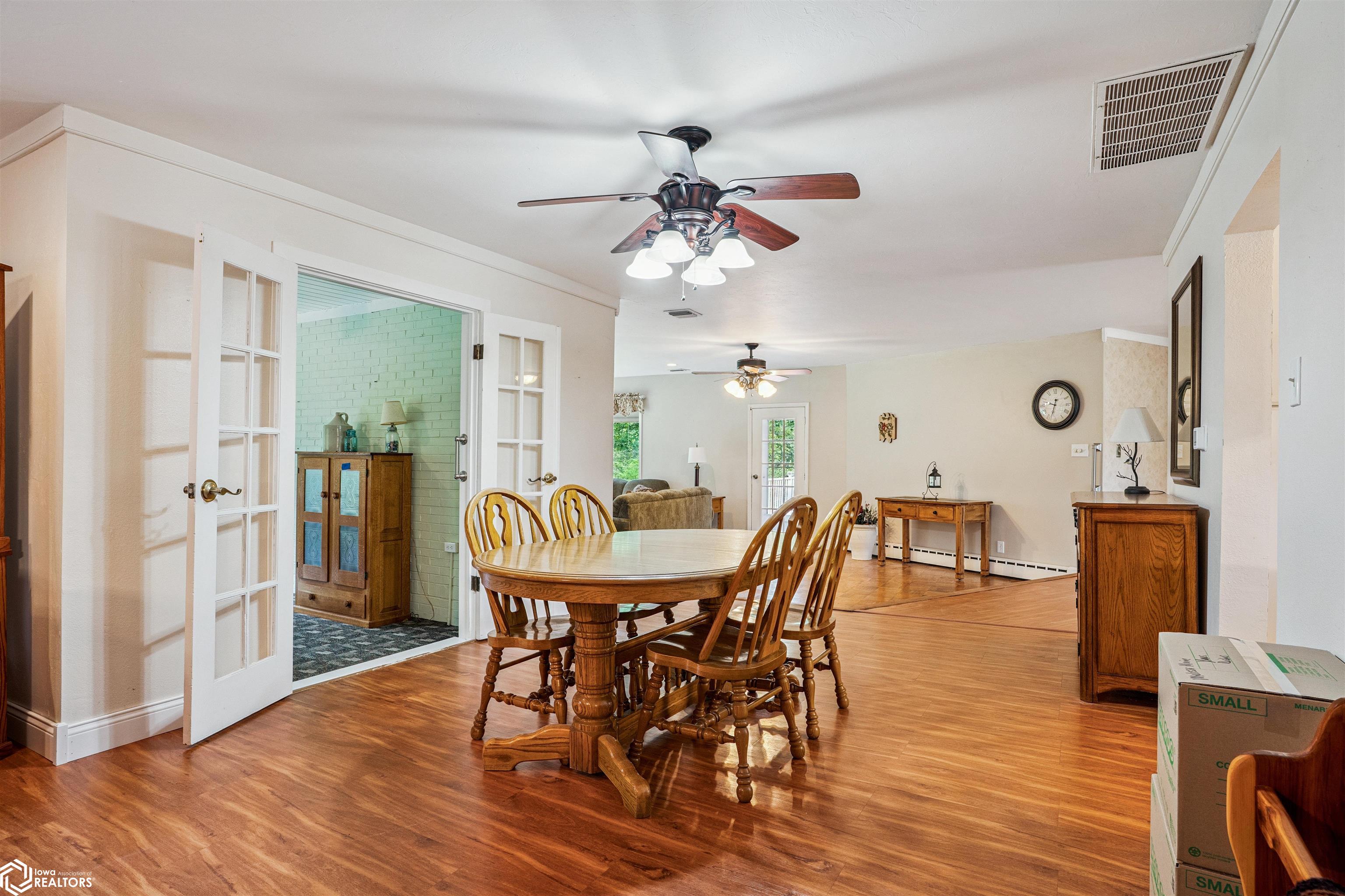 14064 155th Street, Burlington, Iowa image 9