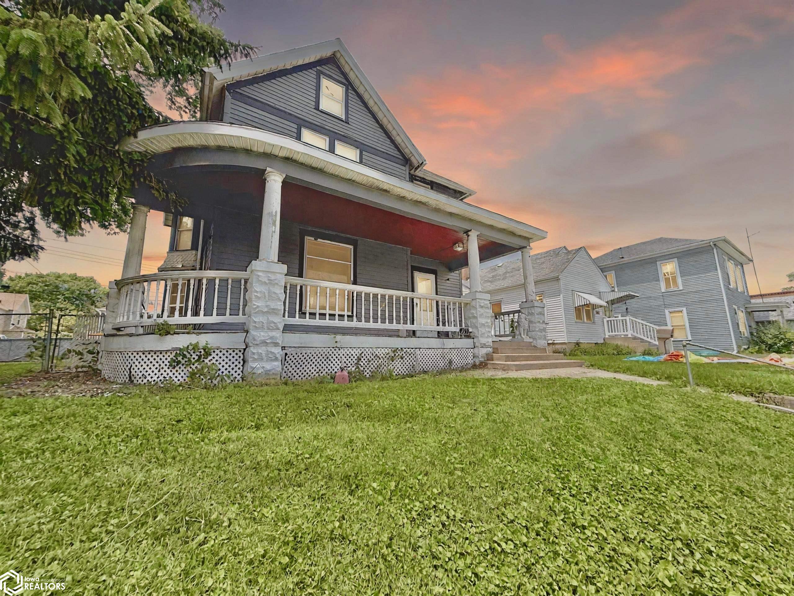 205 South Marshall, Burlington, Iowa image 3