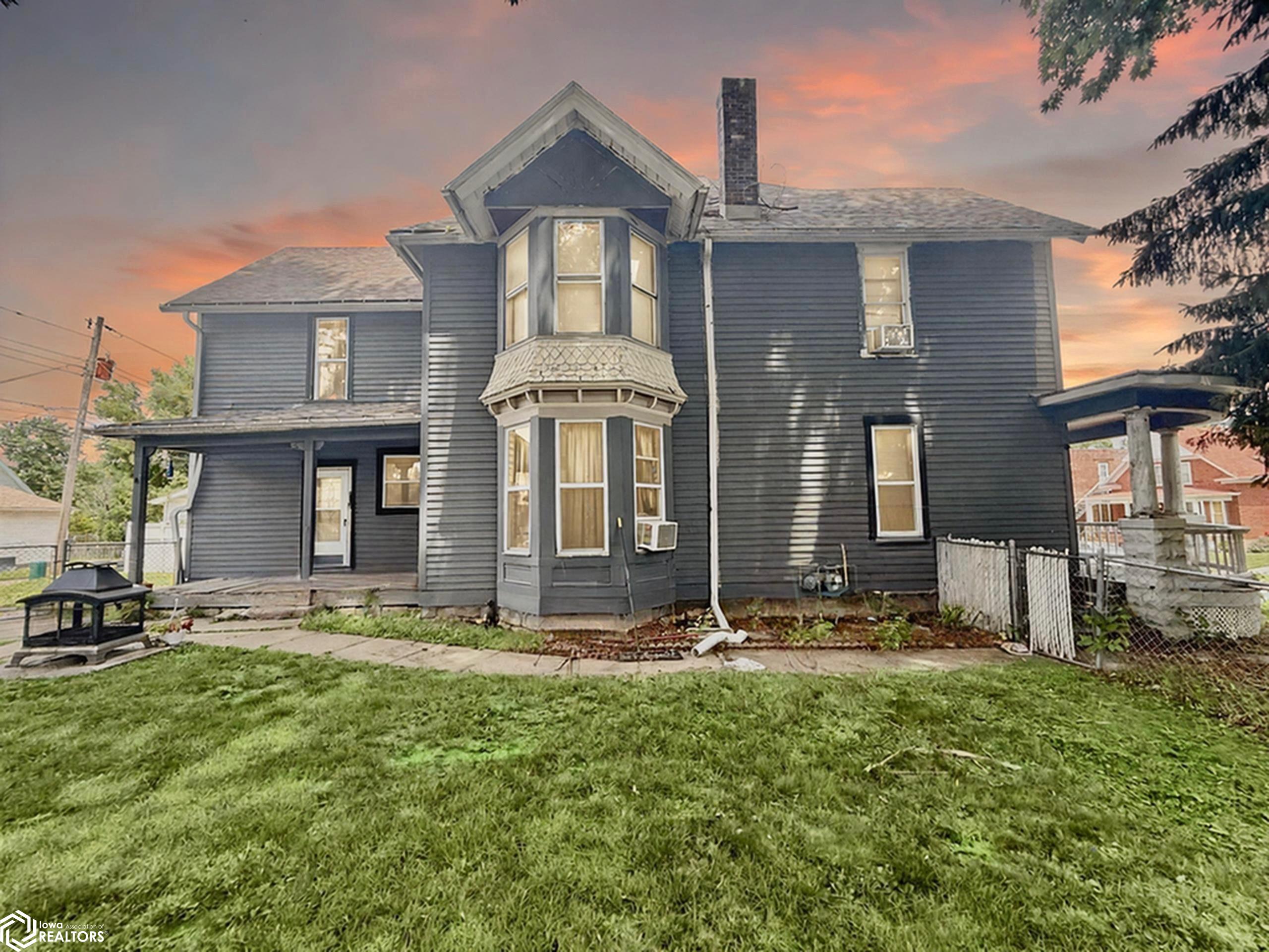 205 South Marshall, Burlington, Iowa image 4