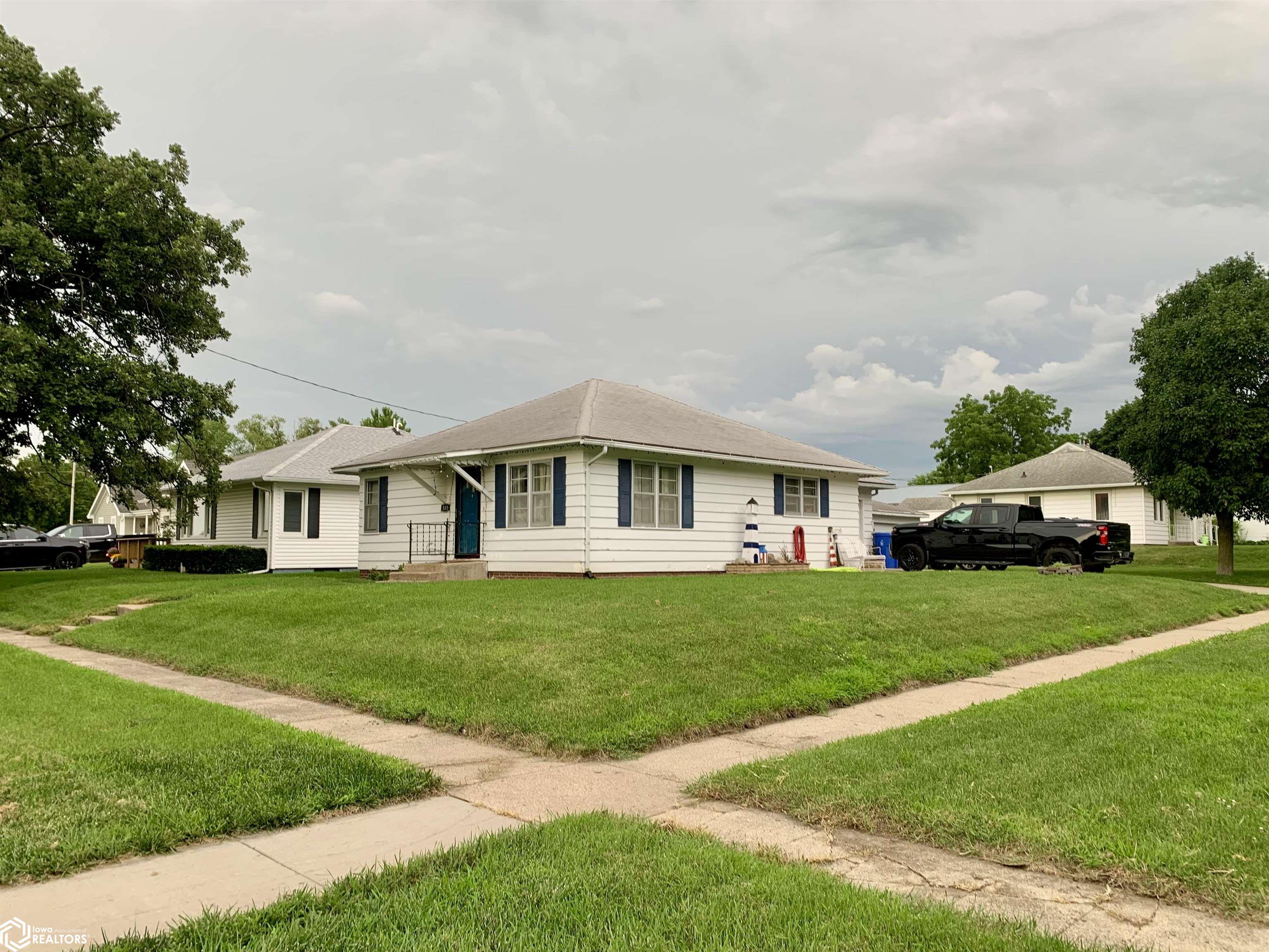501 E Park Street, Jefferson, Iowa image 1