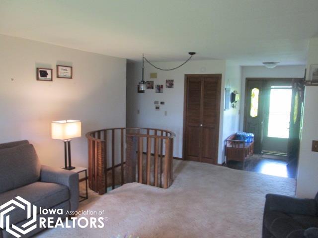1269 Taylor Avenue, Belmond, Iowa image 12