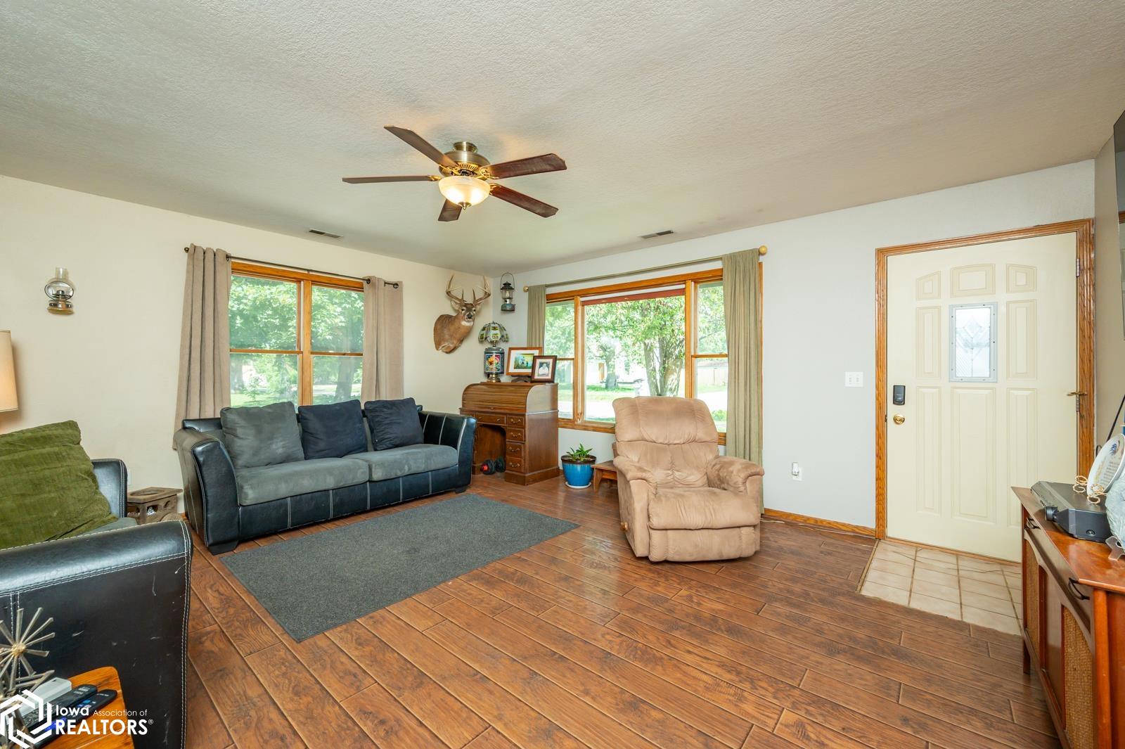 605 & 607 Grand Street, New Virginia, Iowa image 3