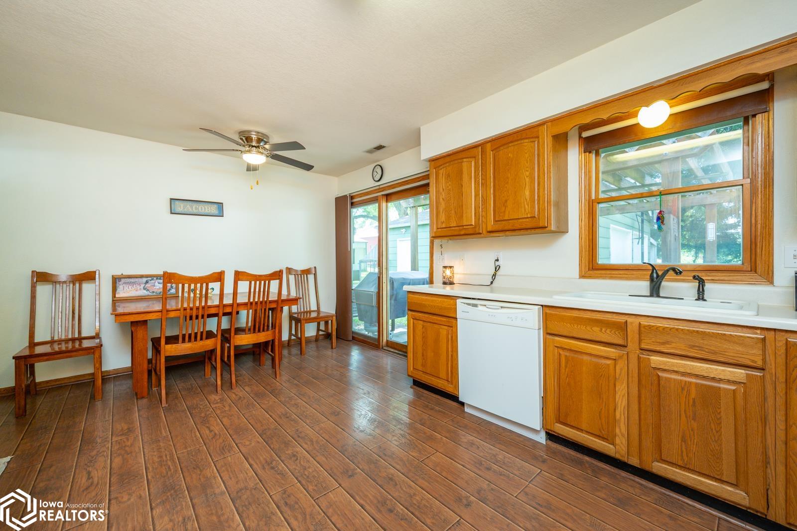605 & 607 Grand Street, New Virginia, Iowa image 8