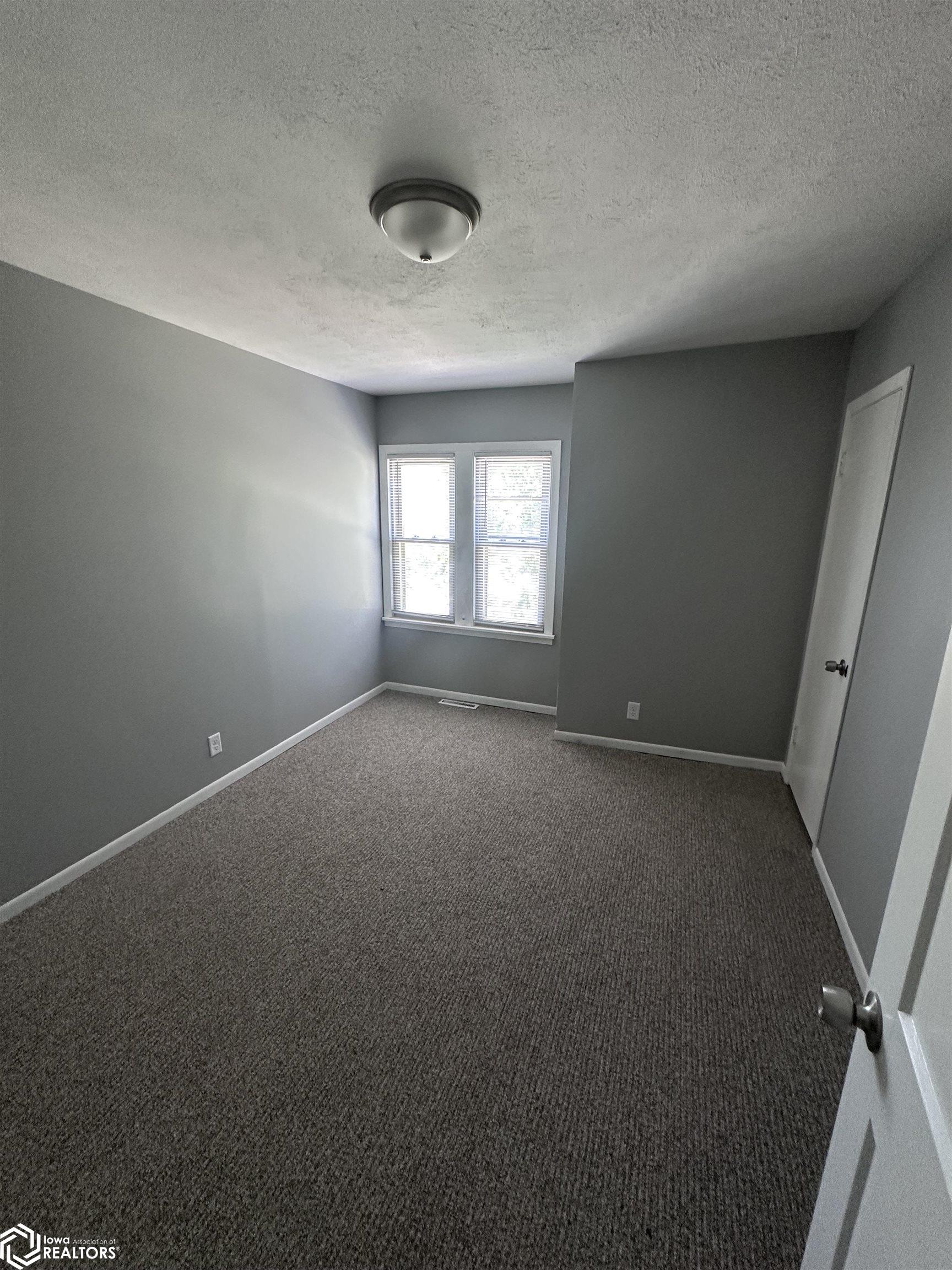 702 E Coolbaugh Street, Red Oak, Iowa image 15