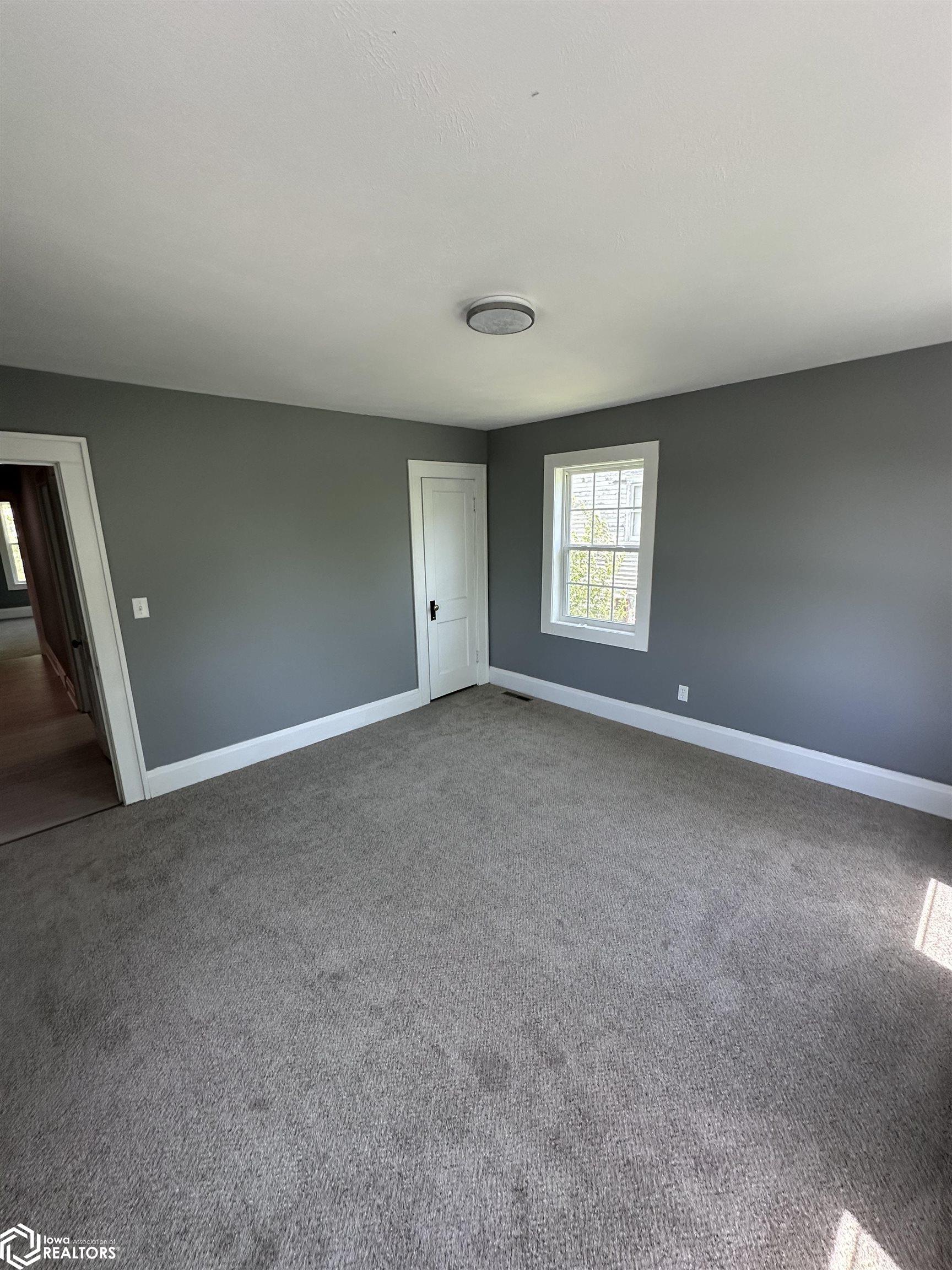 702 E Coolbaugh Street, Red Oak, Iowa image 38