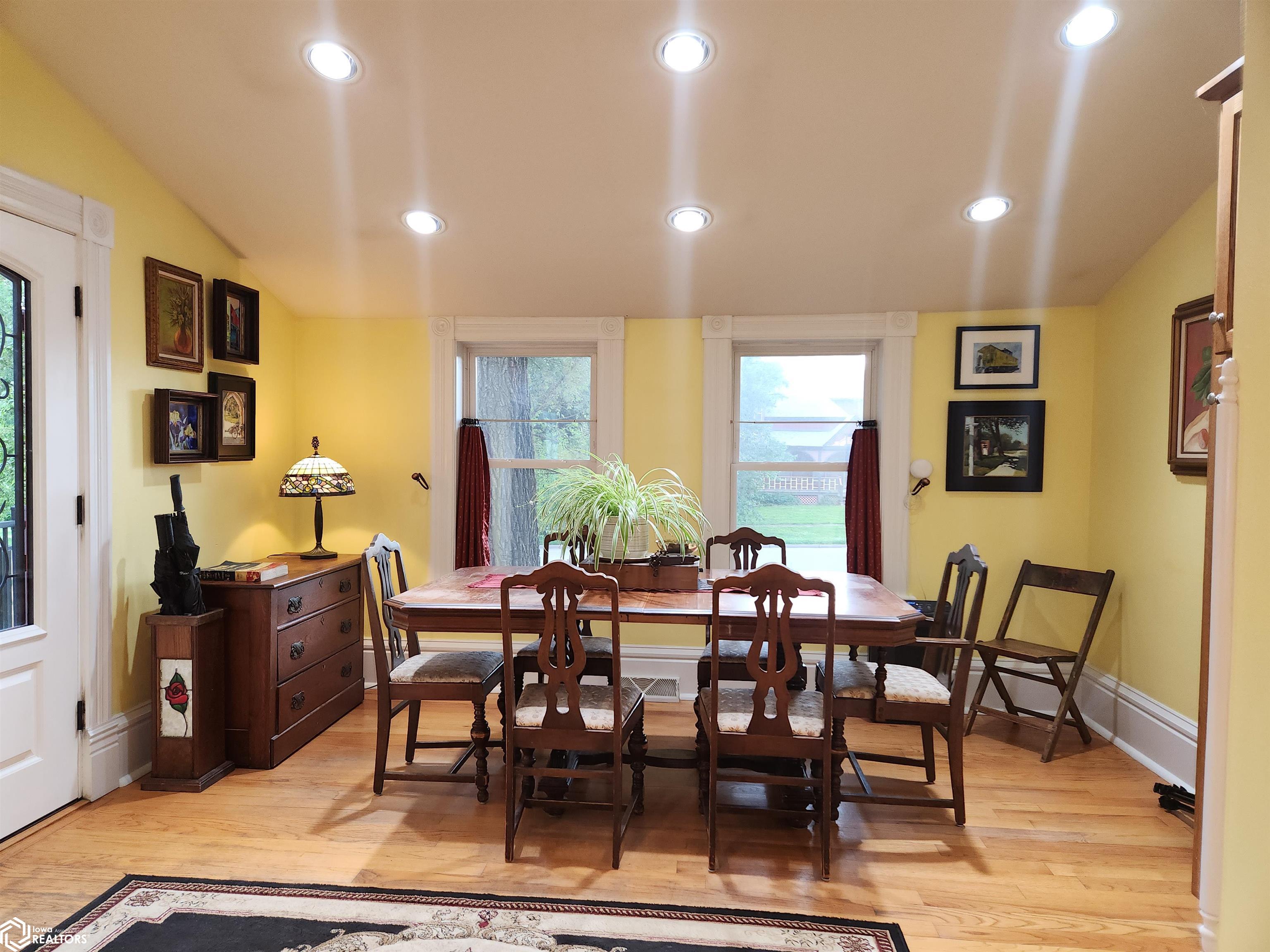 1204 3rd Avenue, Grinnell, Iowa image 16