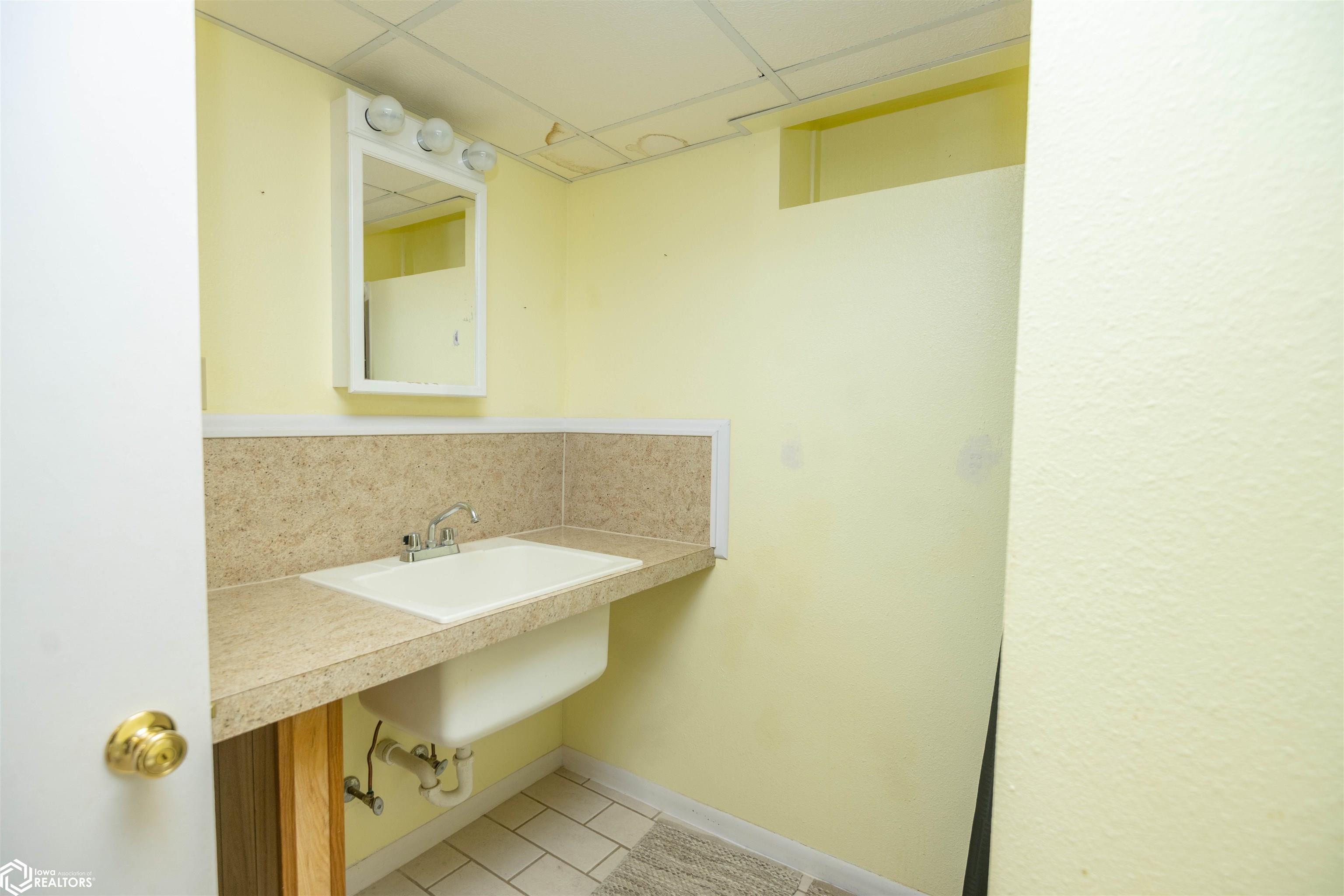 11759 Angle Road, Ottumwa, Iowa image 37