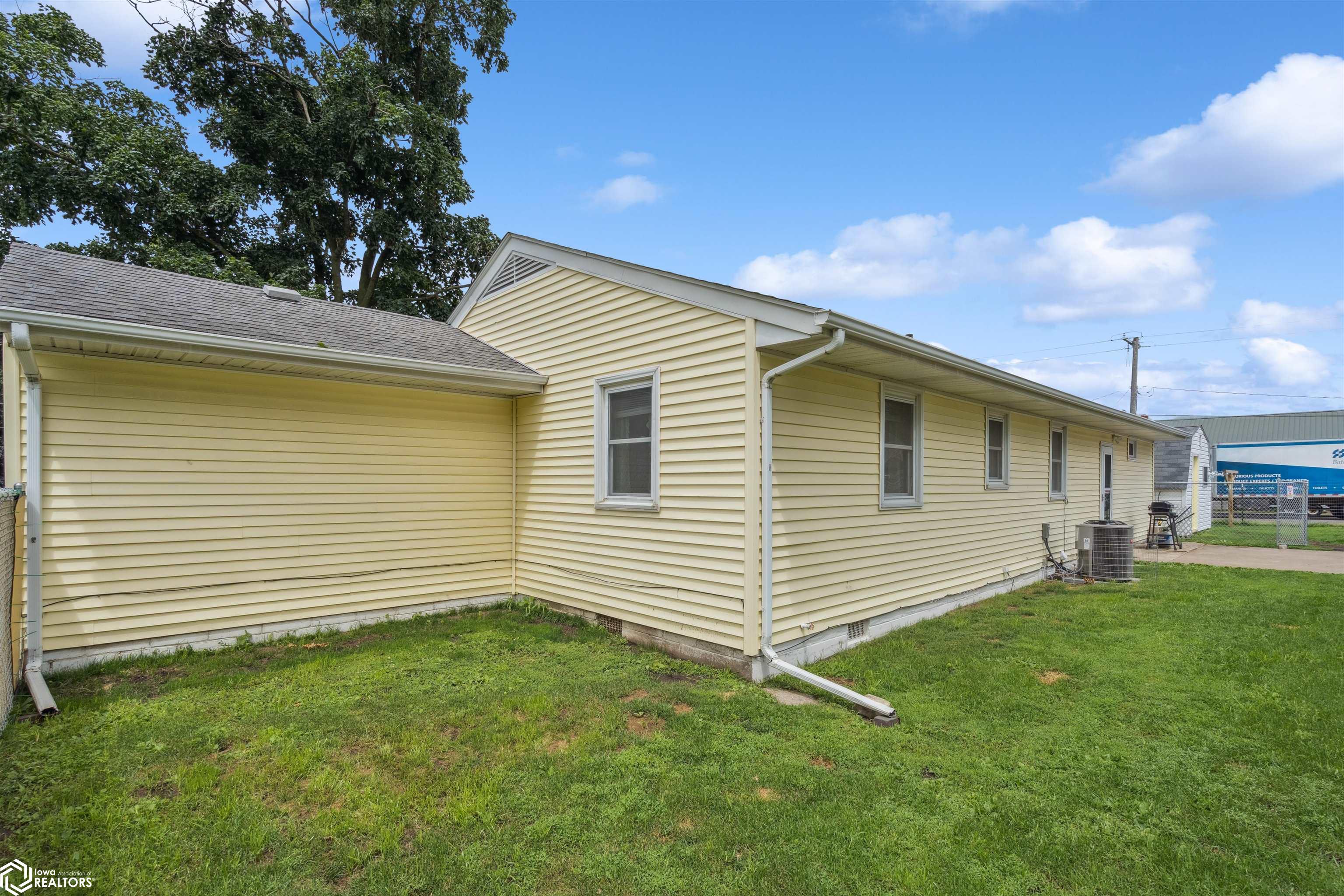 201 N 8th Street, Montezuma, Iowa image 21