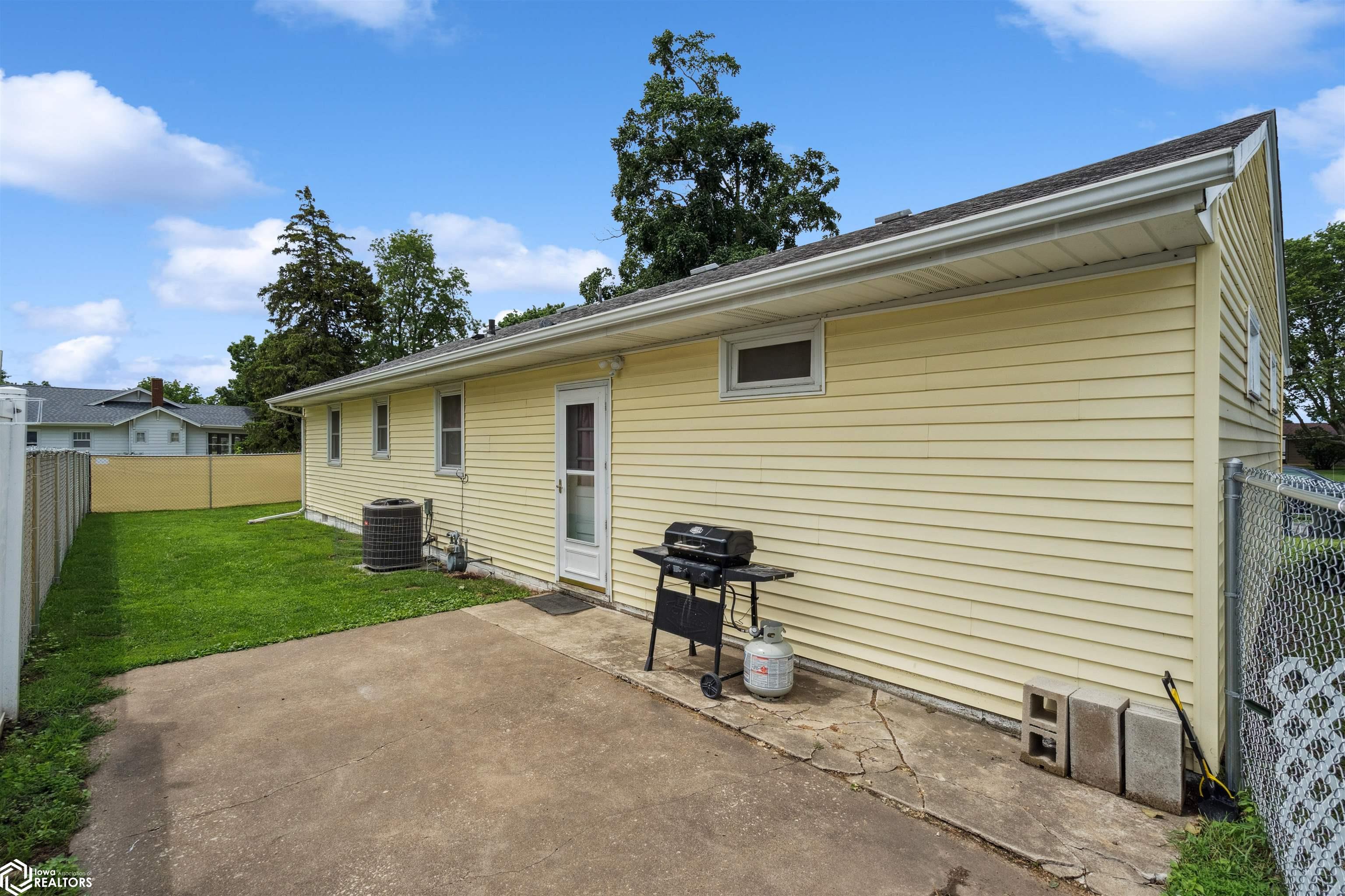 201 N 8th Street, Montezuma, Iowa image 22