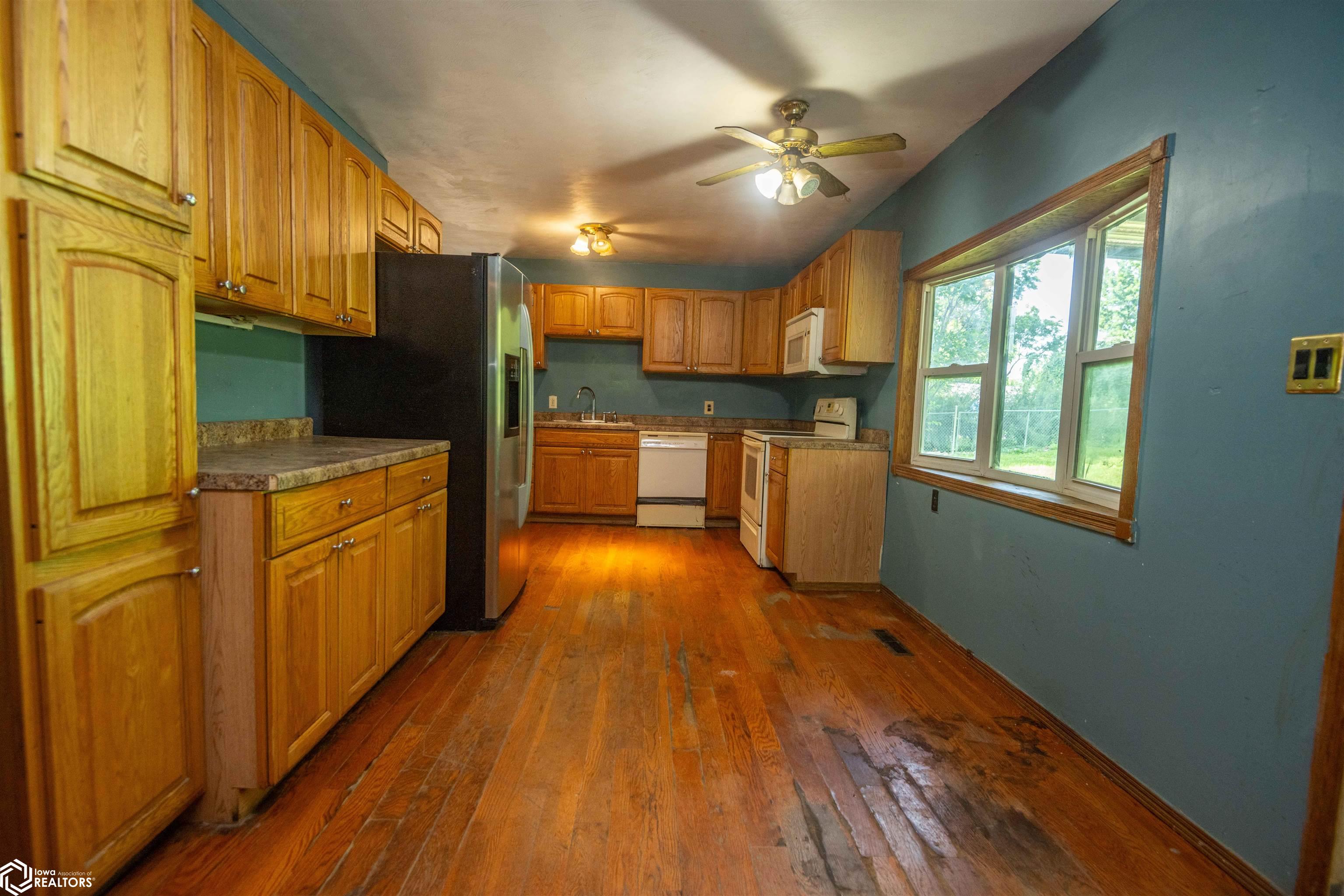 221 Skyline Drive, Ottumwa, Iowa image 9