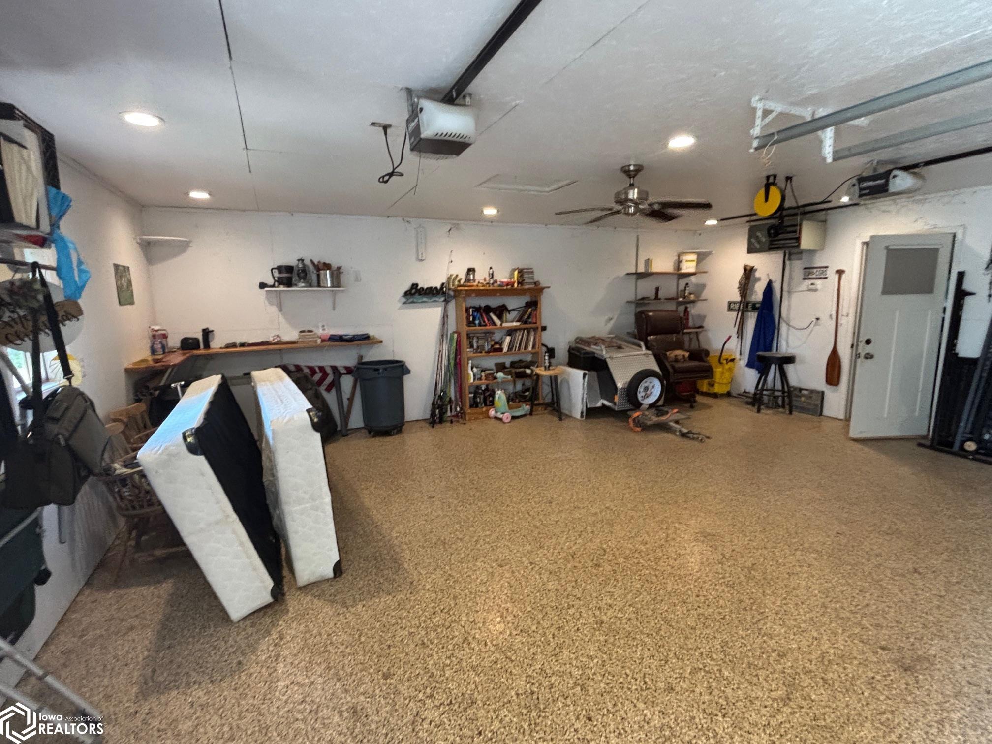 6110 N Lakeshore Drive, Brooklyn, Iowa image 20