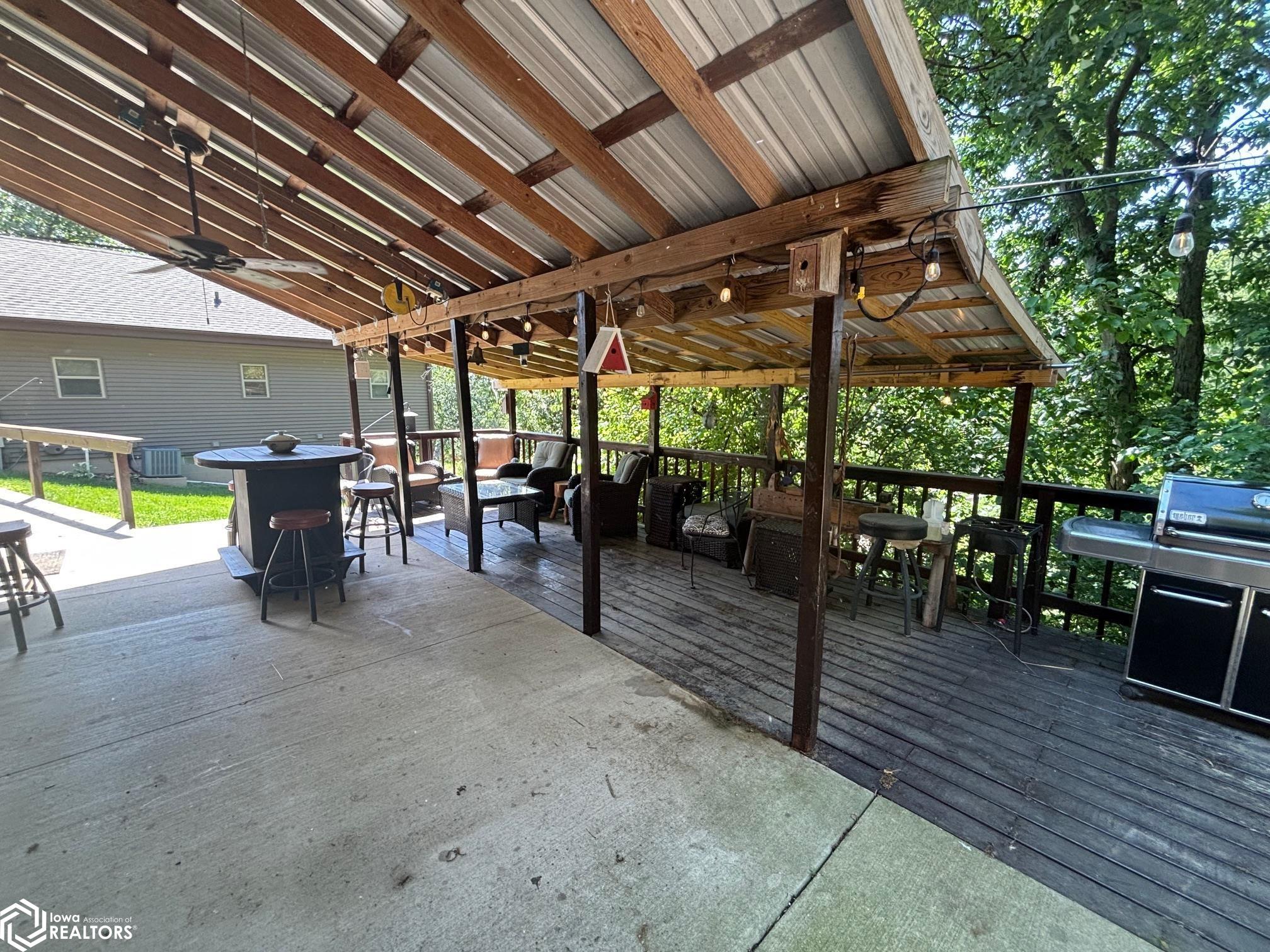6110 N Lakeshore Drive, Brooklyn, Iowa image 6