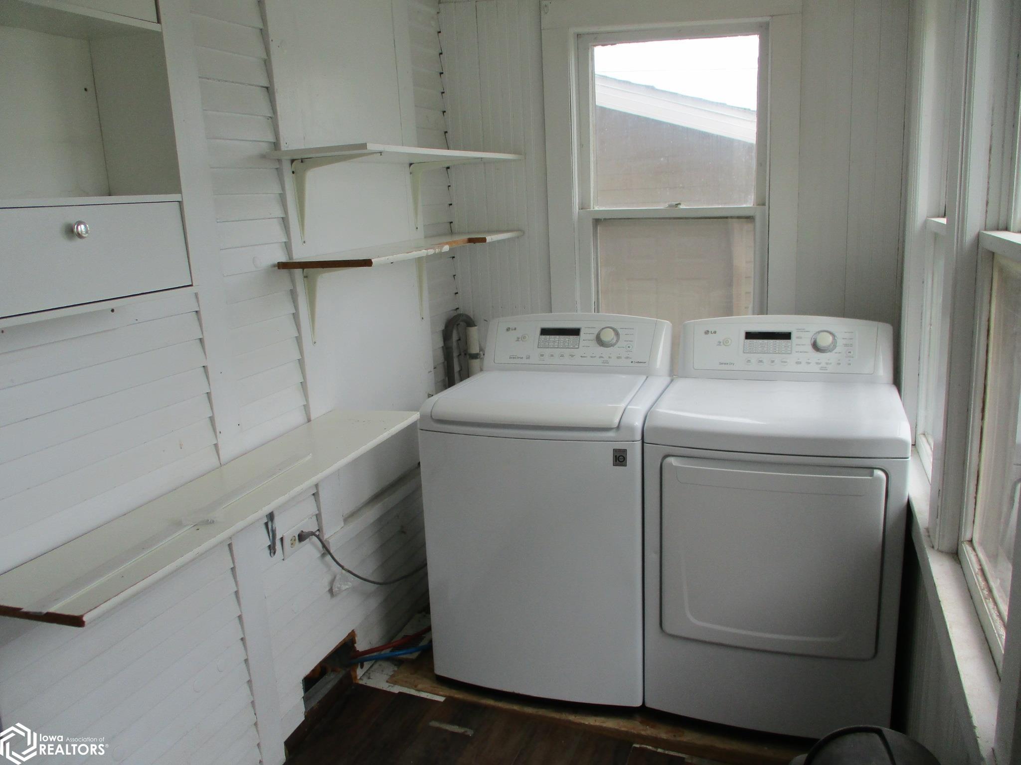 309 W 6th Street, Vinton, Iowa image 12