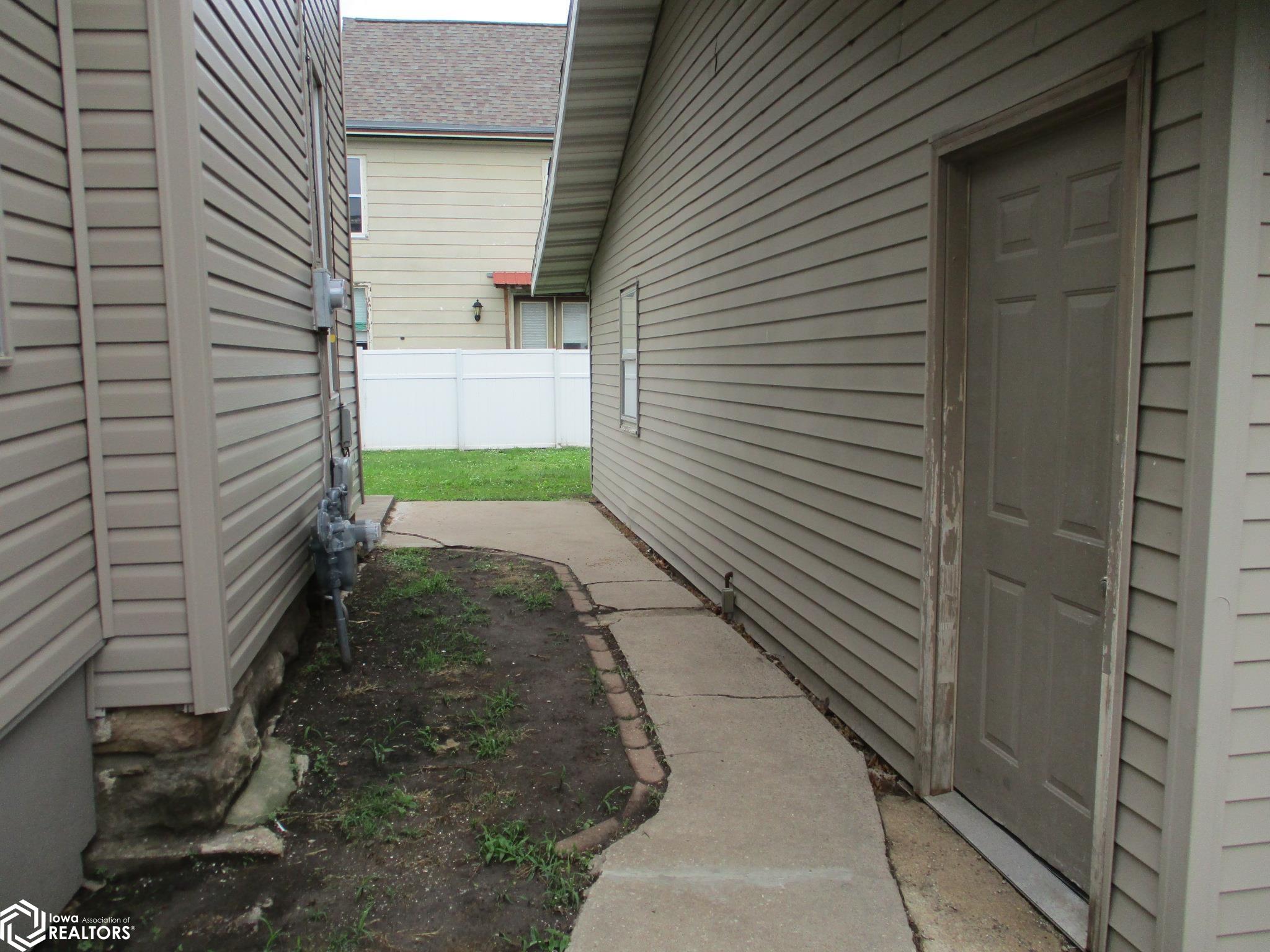 309 W 6th Street, Vinton, Iowa image 31