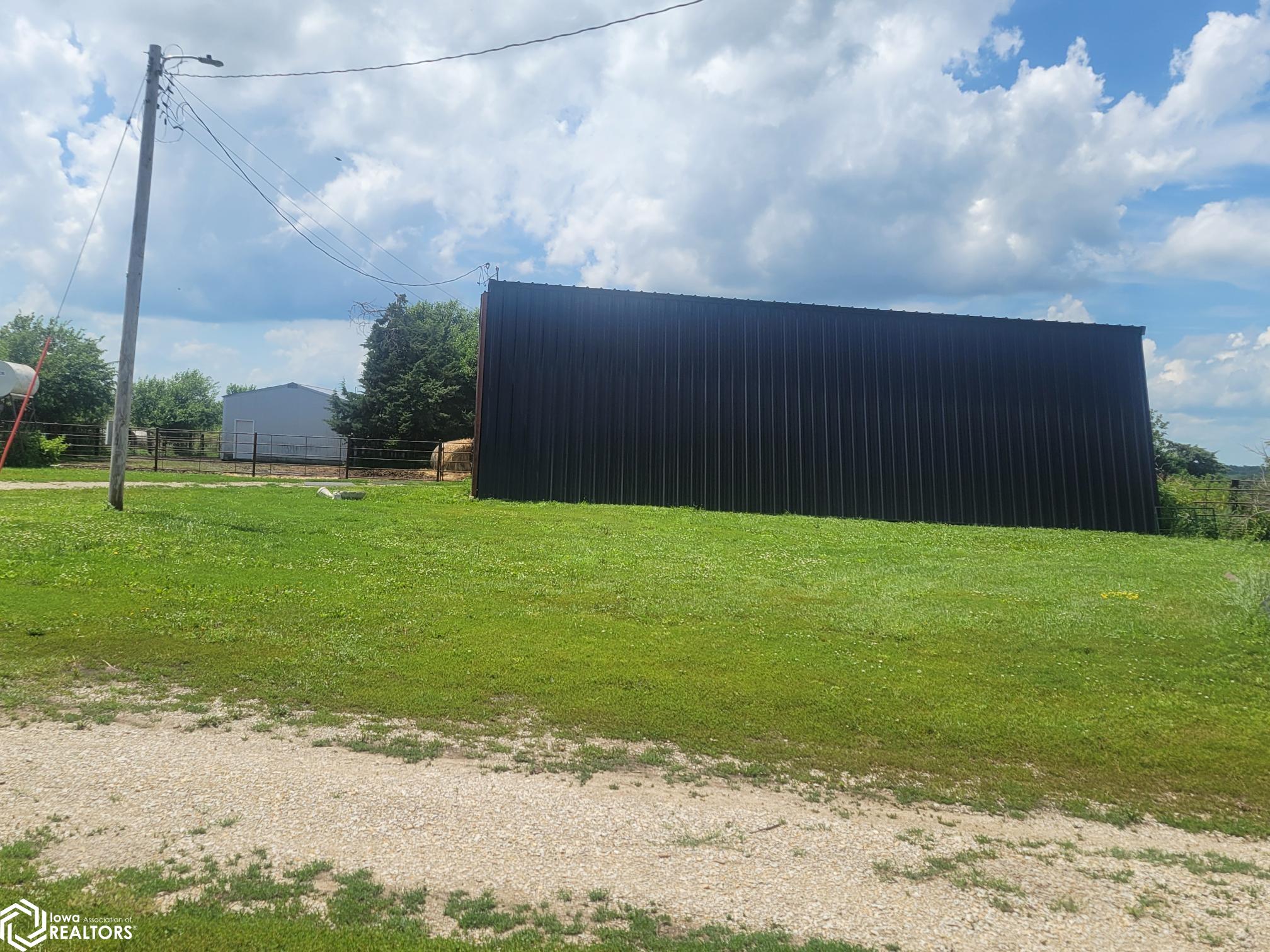 2457 Us Highway 169, Mount Ayr, Iowa image 16