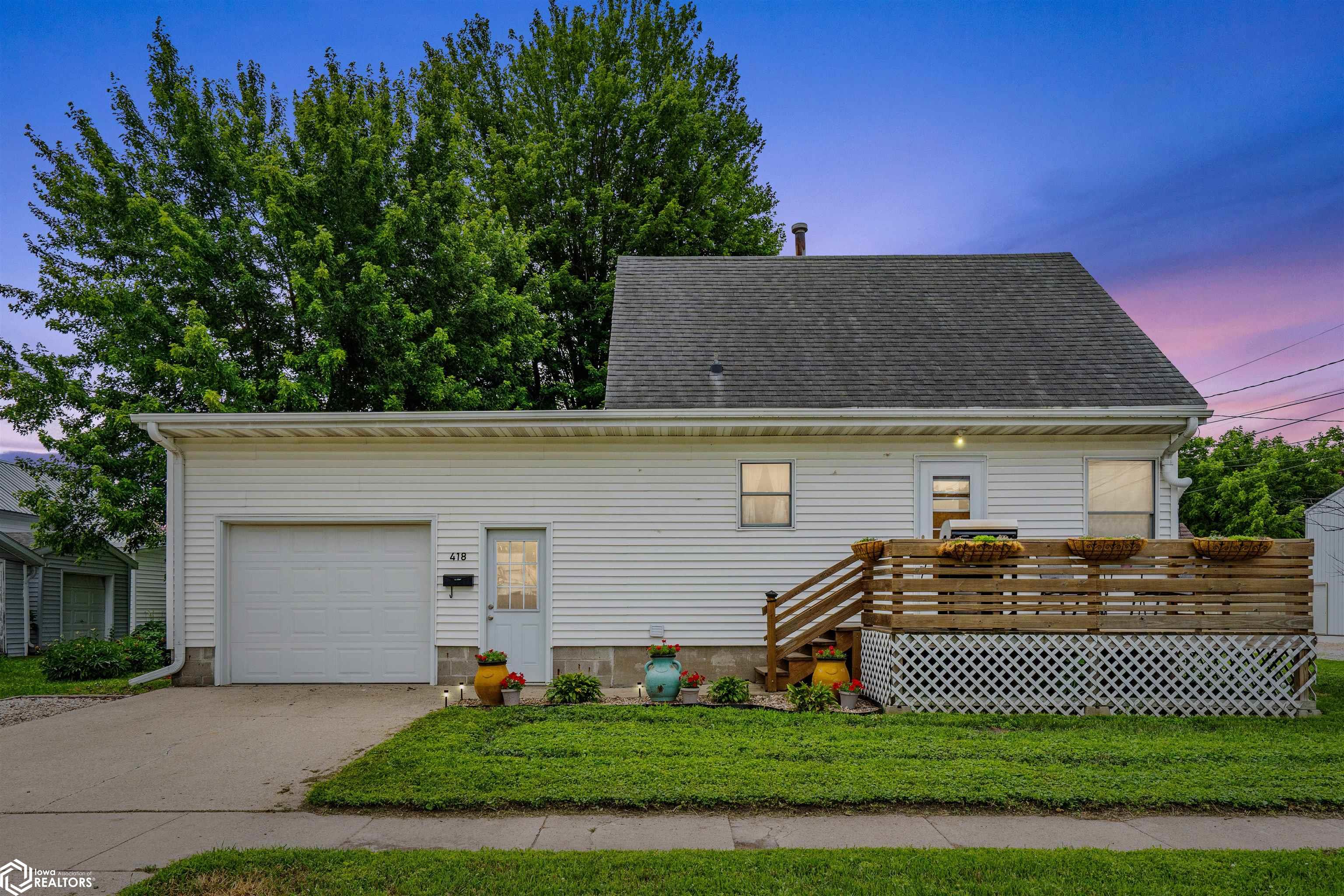 418 Q Avenue, Nevada, Iowa image 1