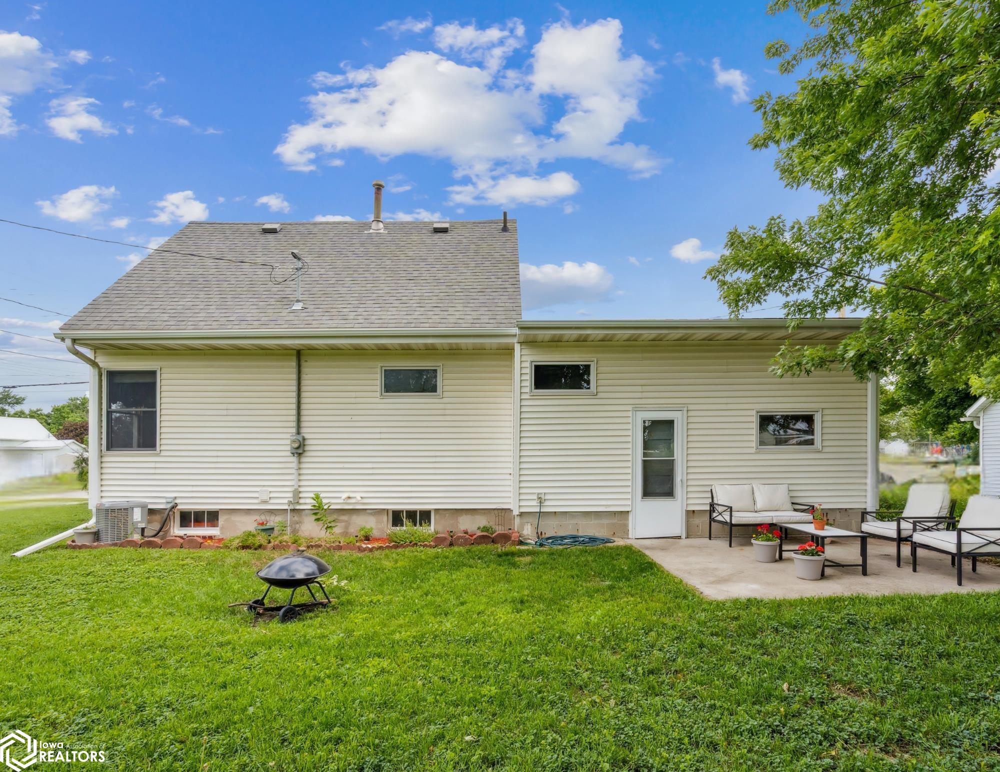 418 Q Avenue, Nevada, Iowa image 22