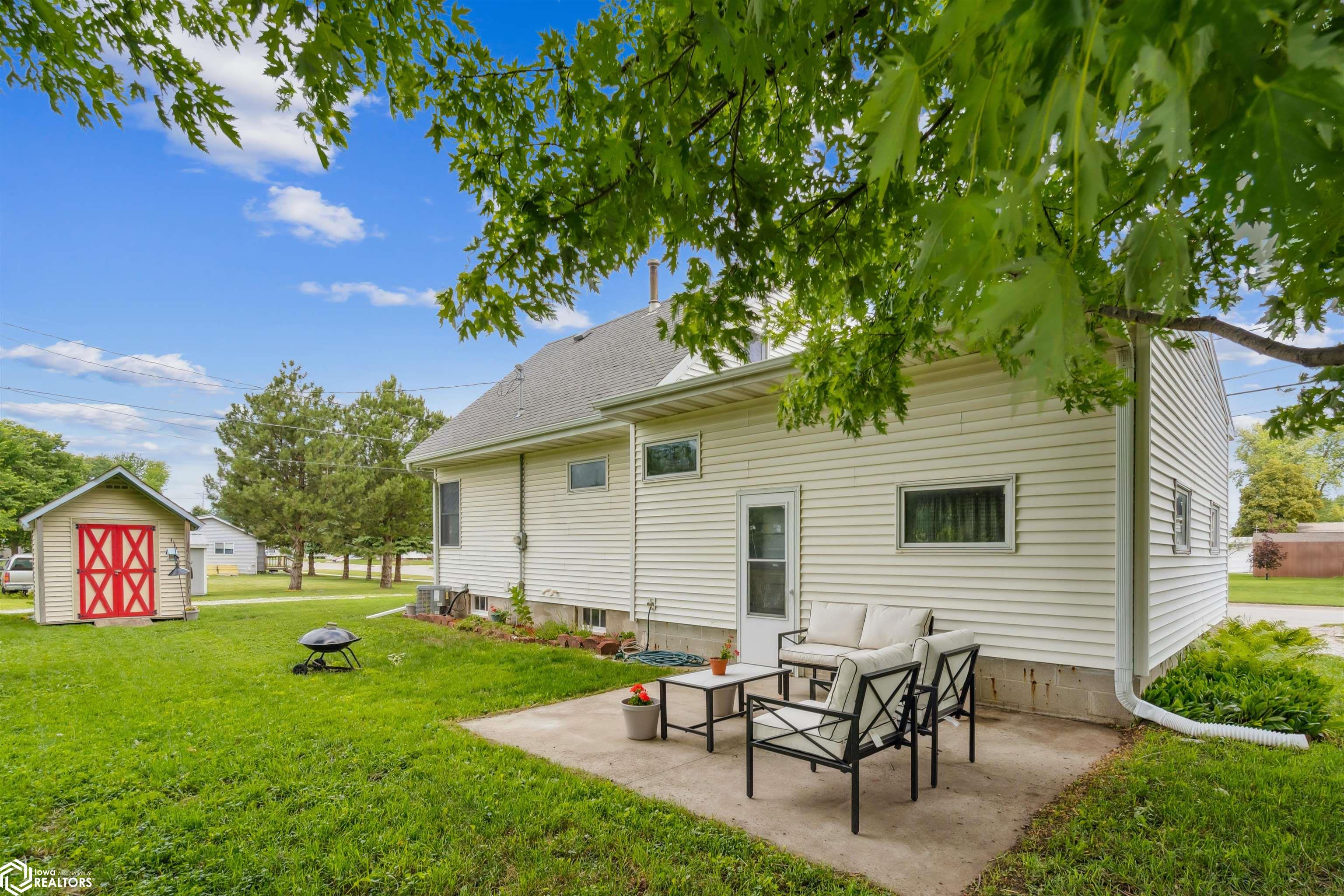418 Q Avenue, Nevada, Iowa image 23