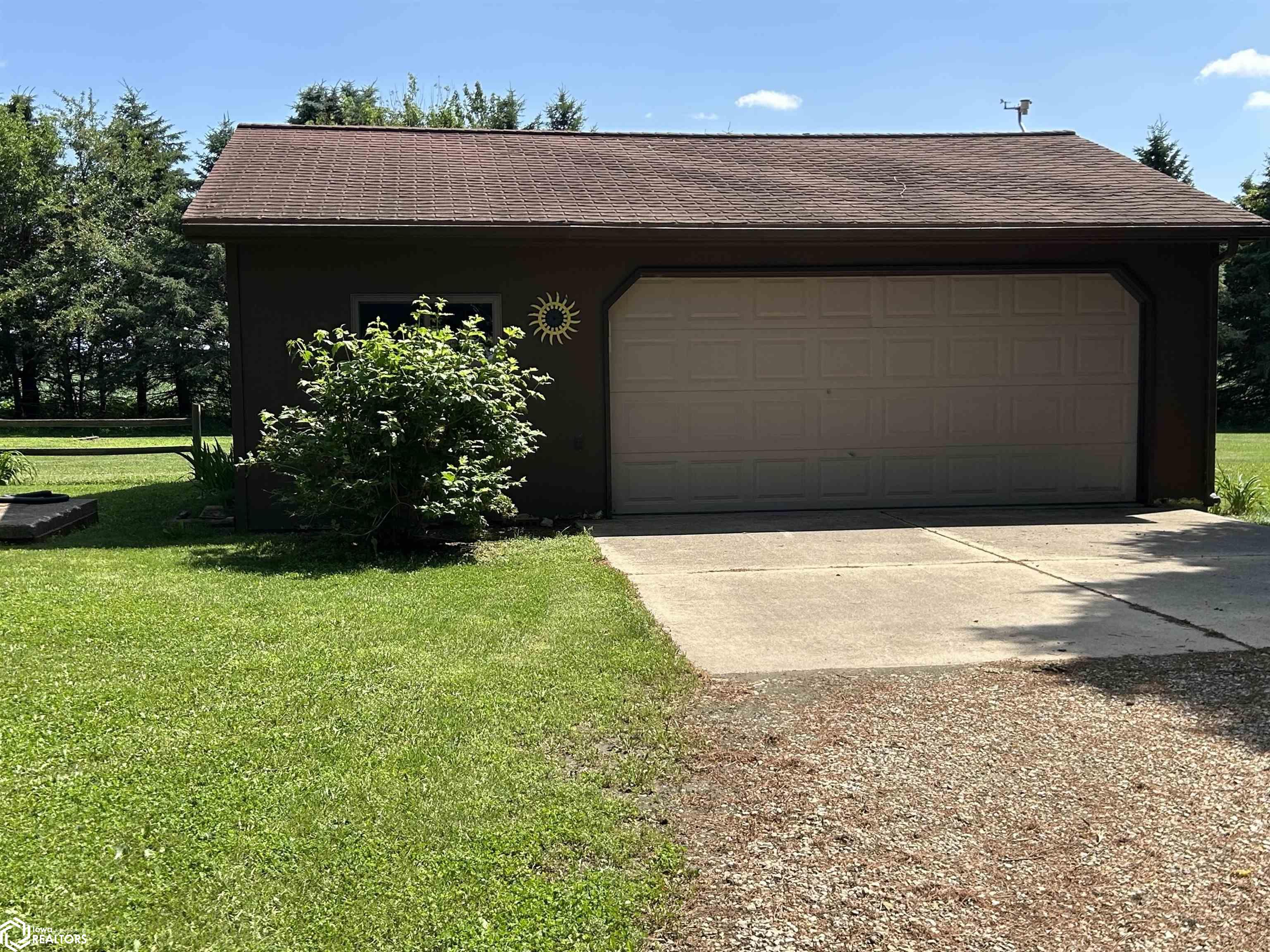 1419 220th St, Sheffield, Iowa image 16