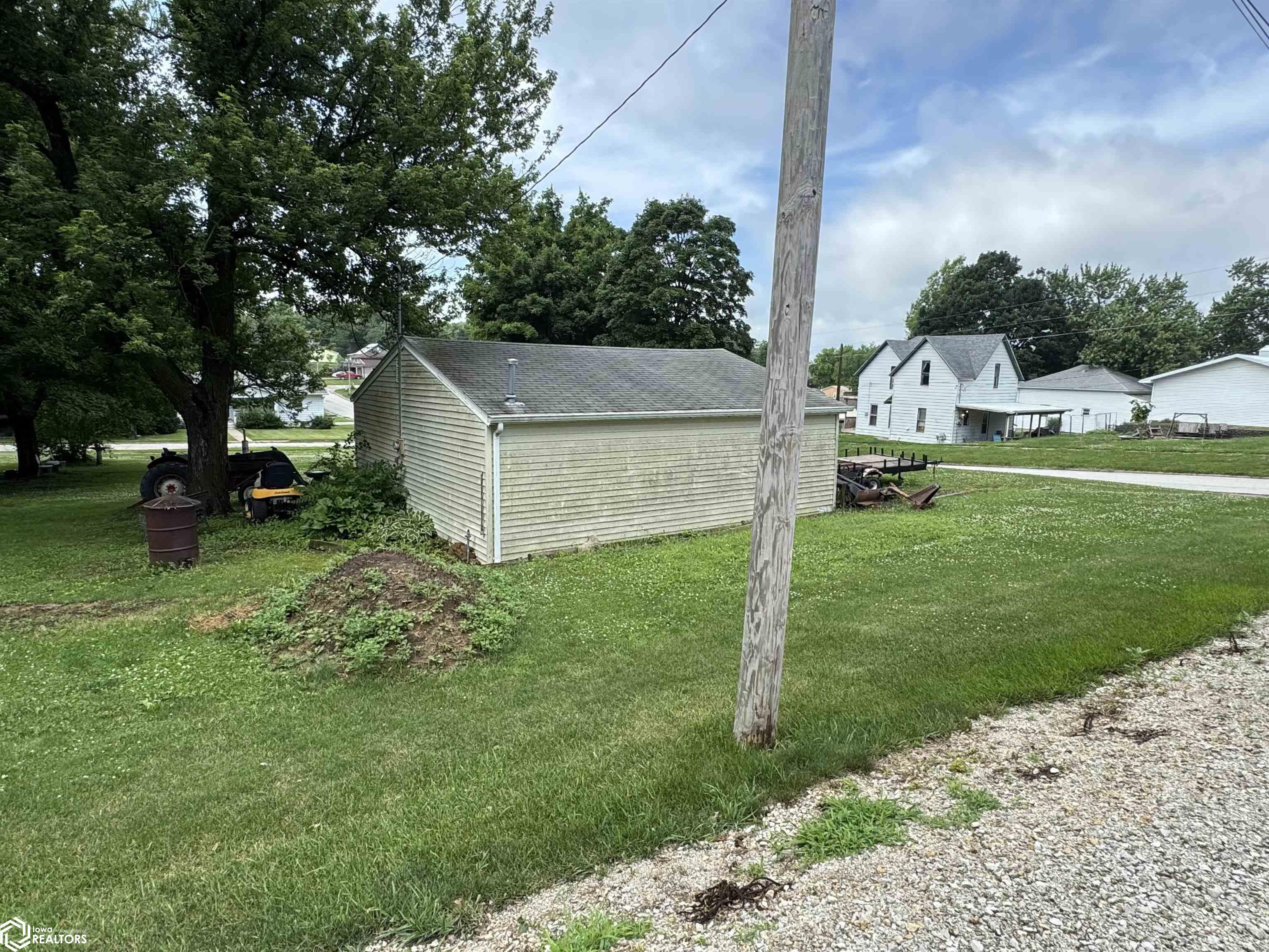 1109 W Mills Street, Creston, Iowa image 6