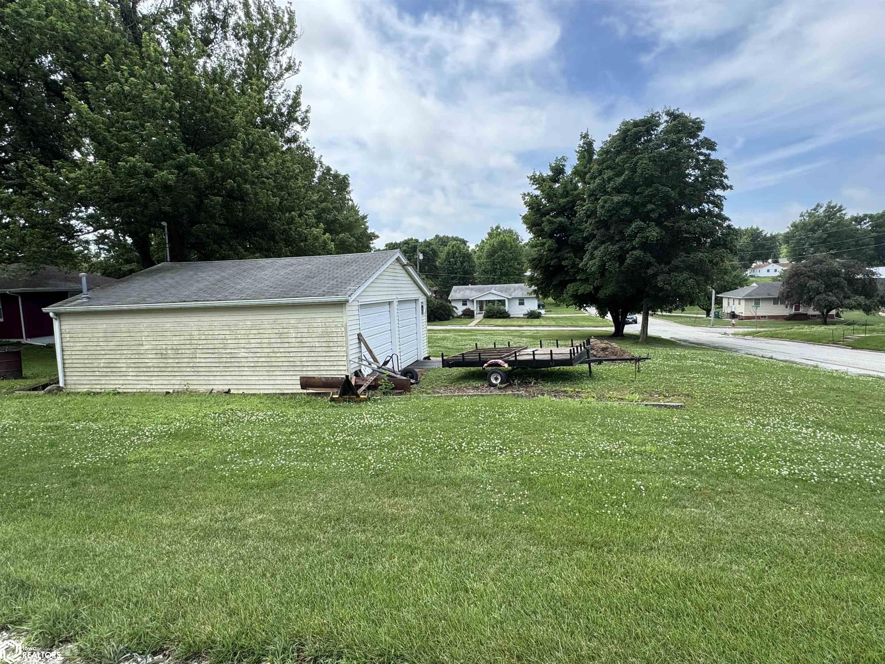 1109 W Mills Street, Creston, Iowa image 7