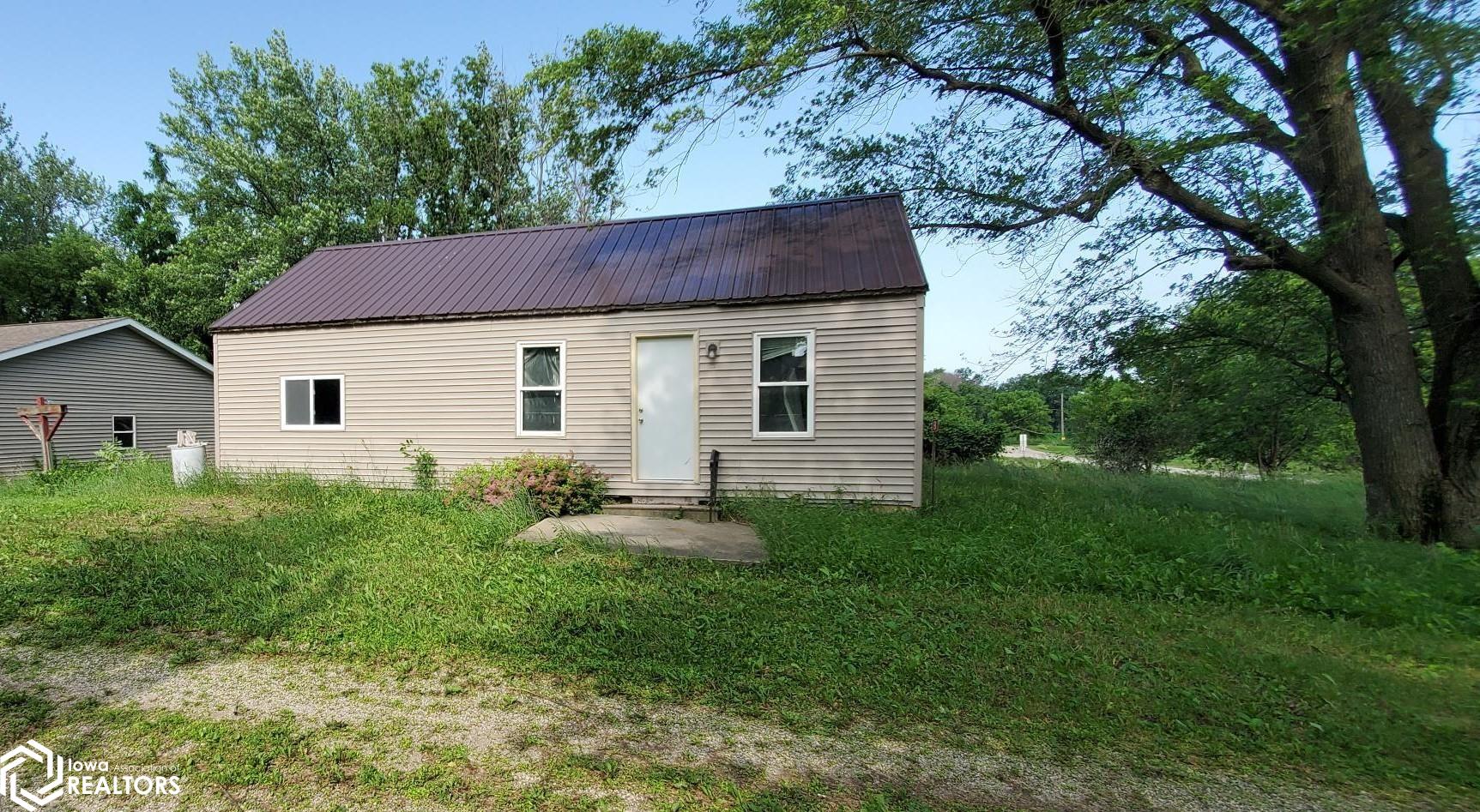 18660 -B 345th Street, Forest City, Iowa image 1