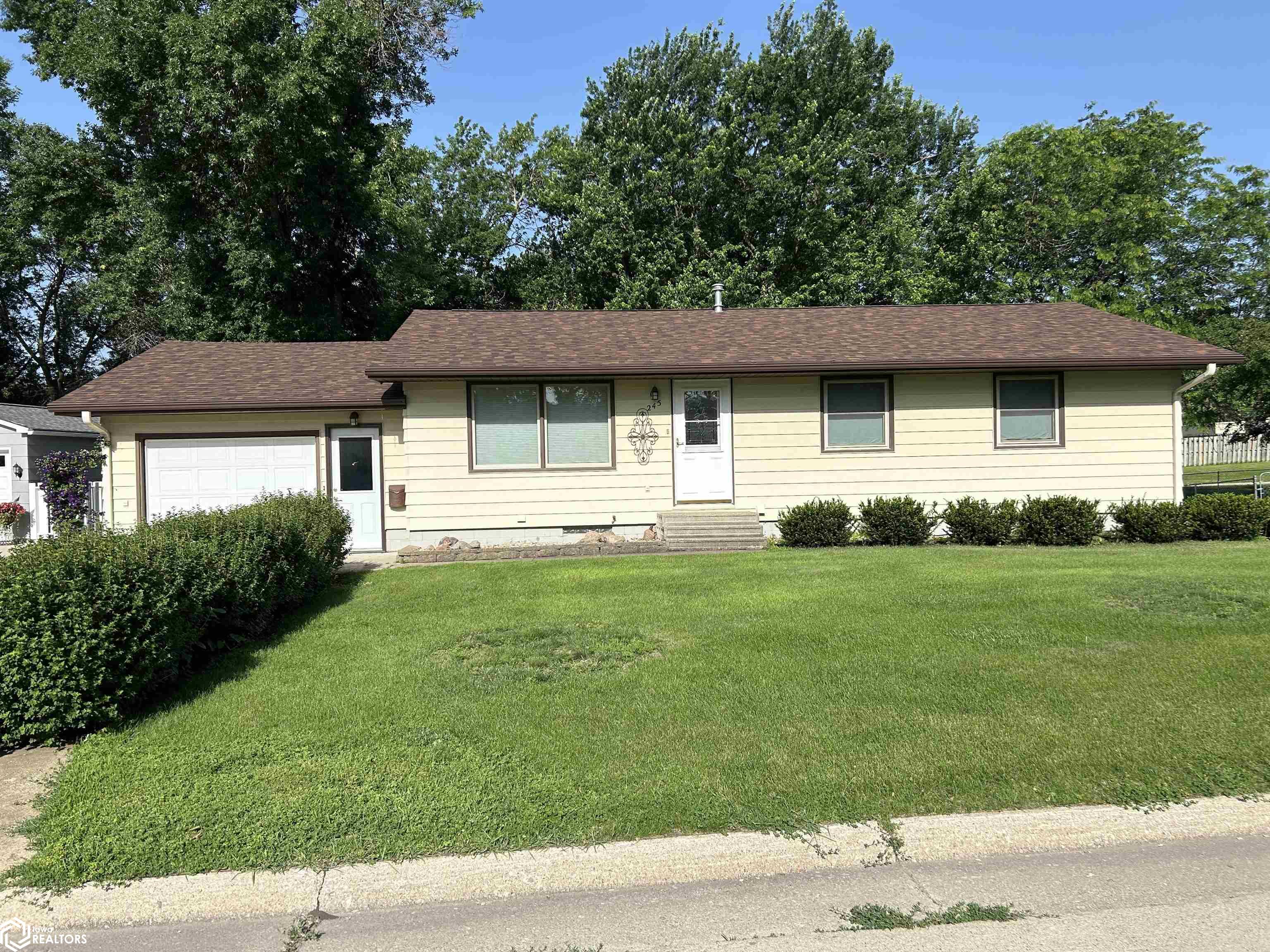 245 Anderson Drive, Forest City, Iowa image 2