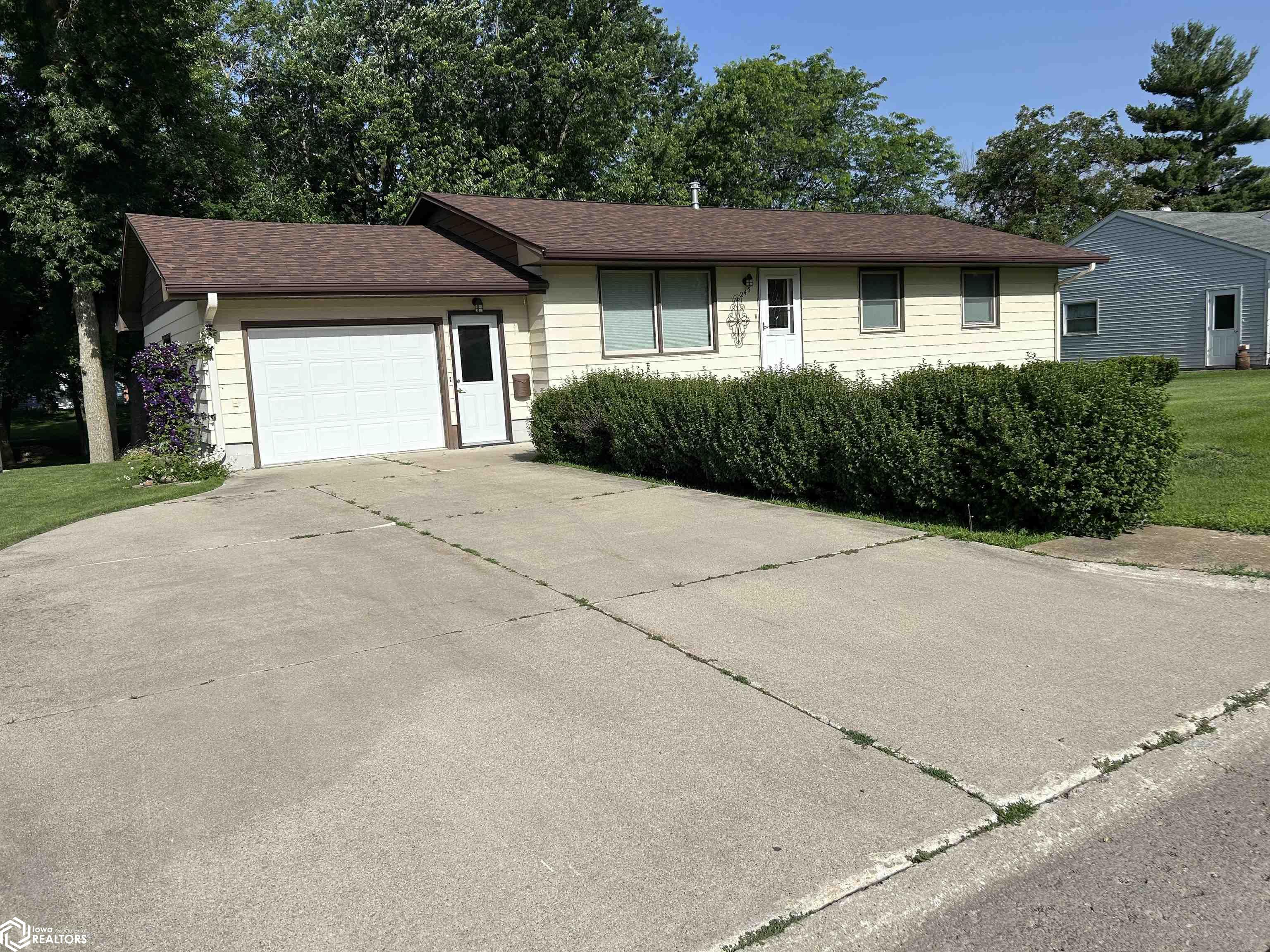 245 Anderson Drive, Forest City, Iowa image 3