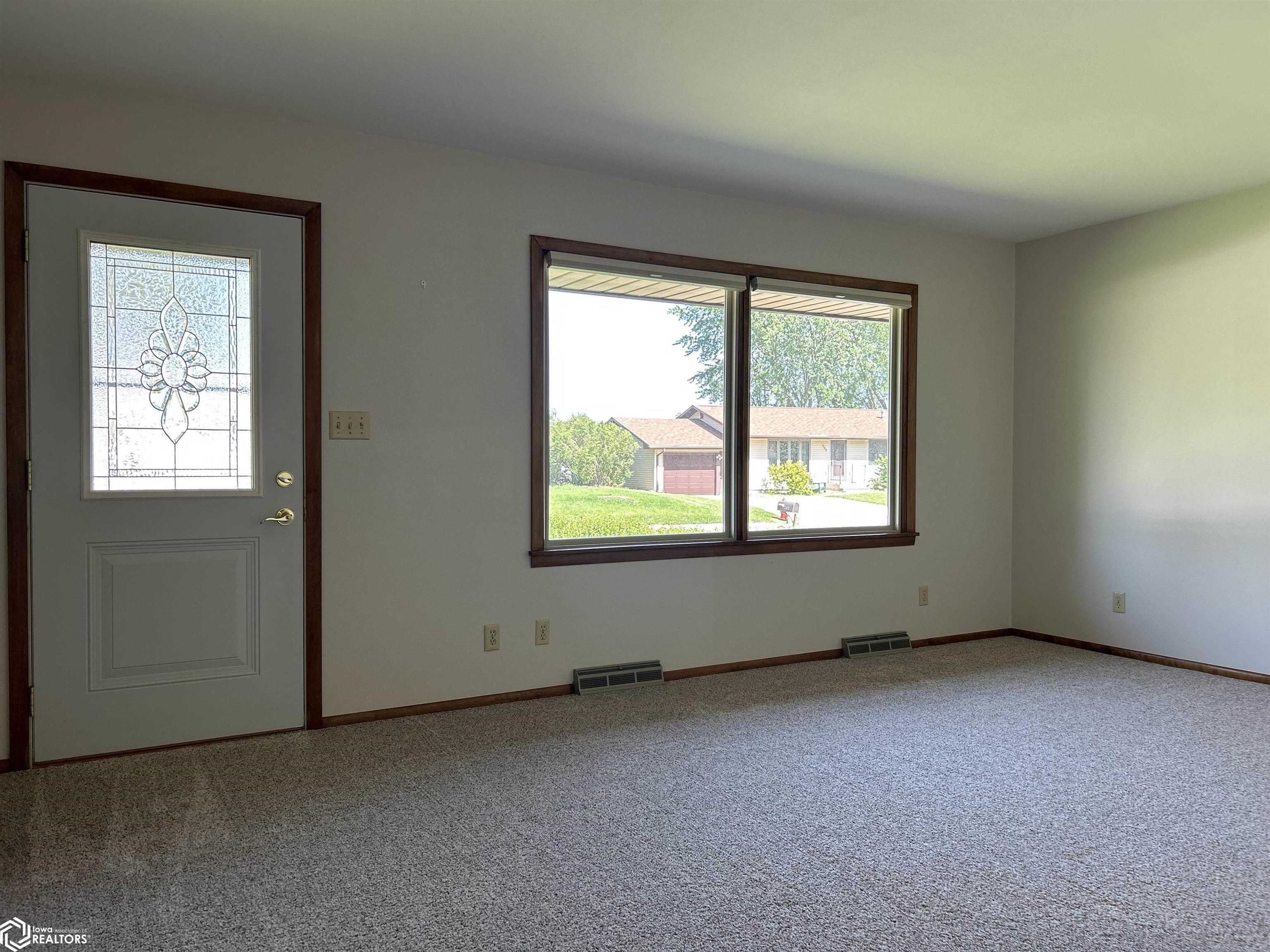 245 Anderson Drive, Forest City, Iowa image 5