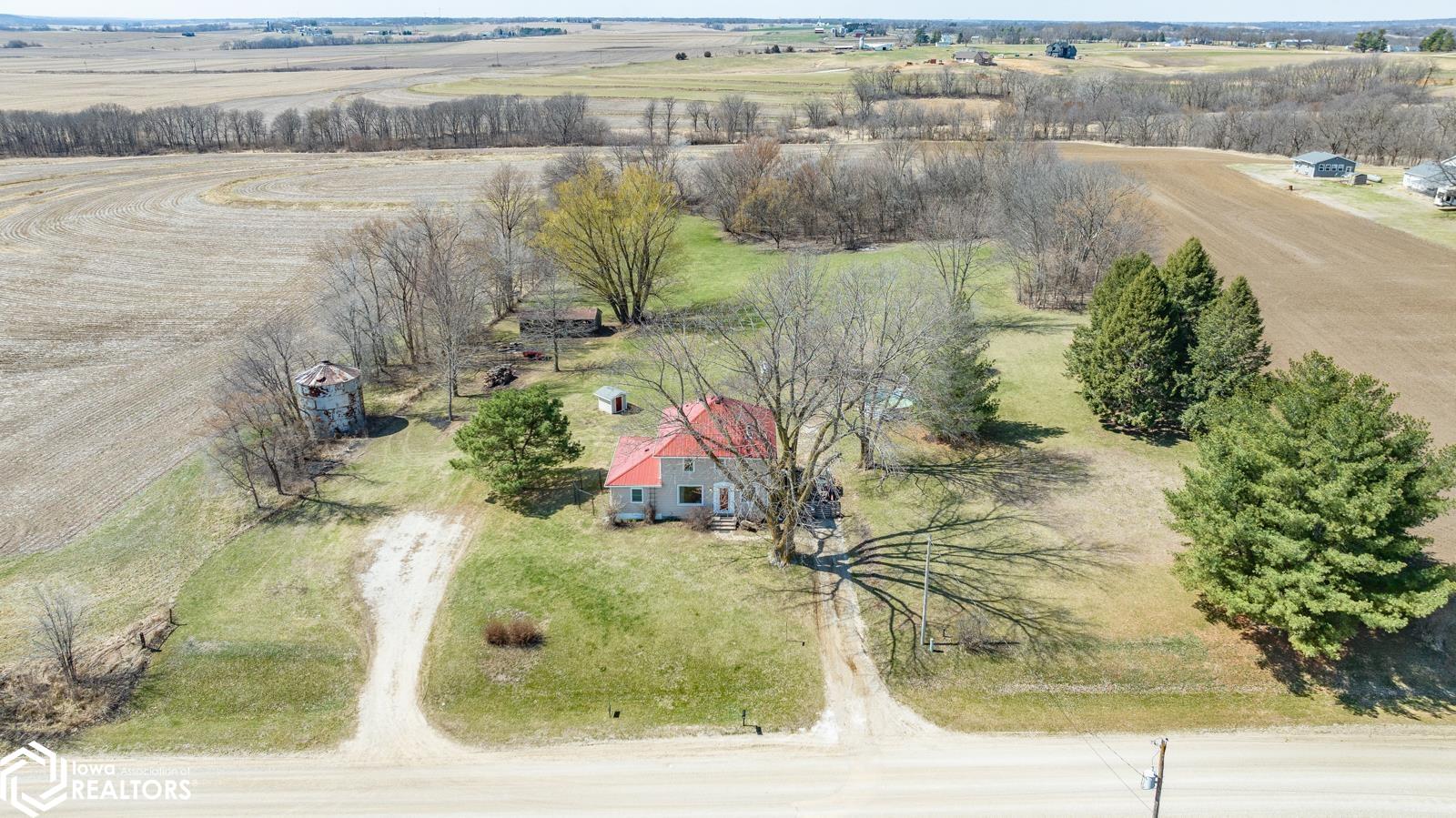 3582 158th Avenue, Carlisle, Iowa image 2