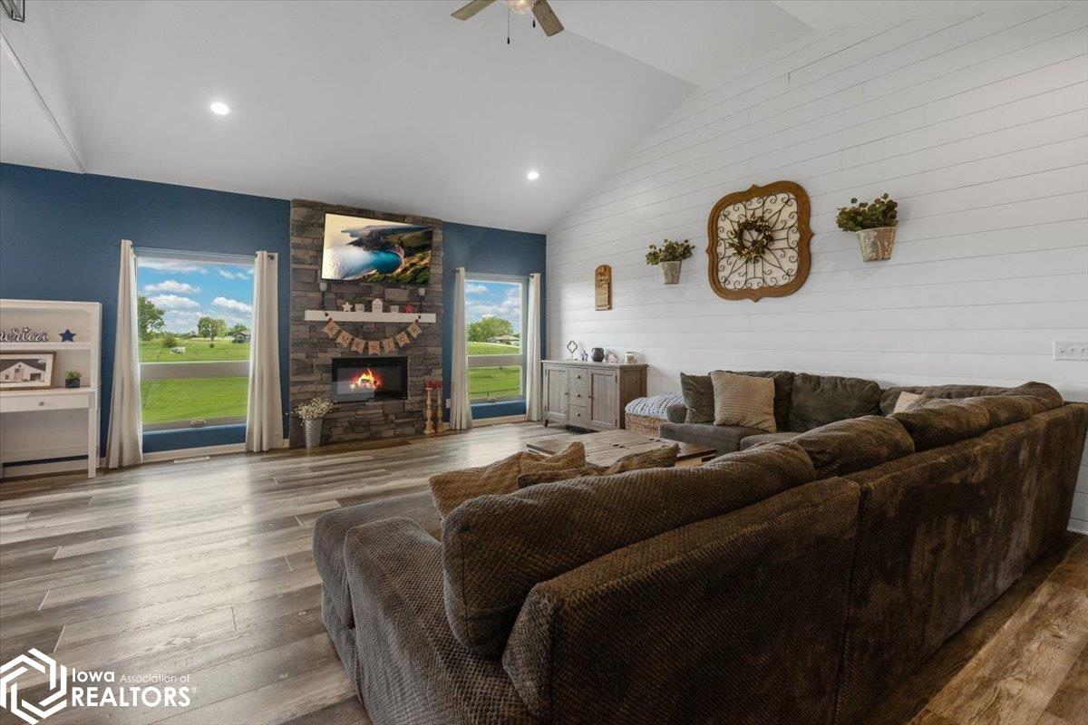 3365 Meriwether Lewis Lane, Missouri Valley, Iowa image 8