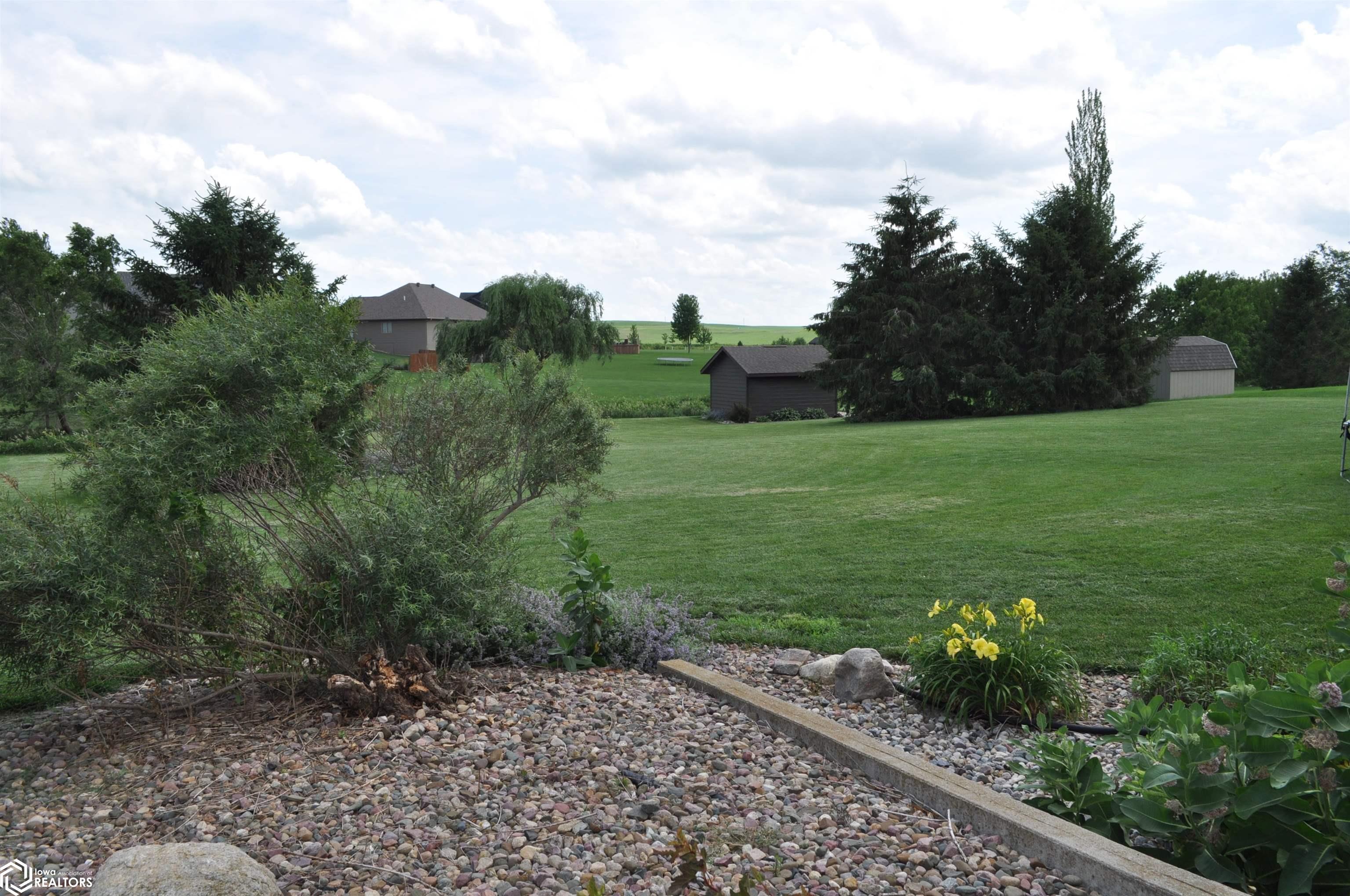 104 E Timber Creek Drive, Carroll, Iowa image 12