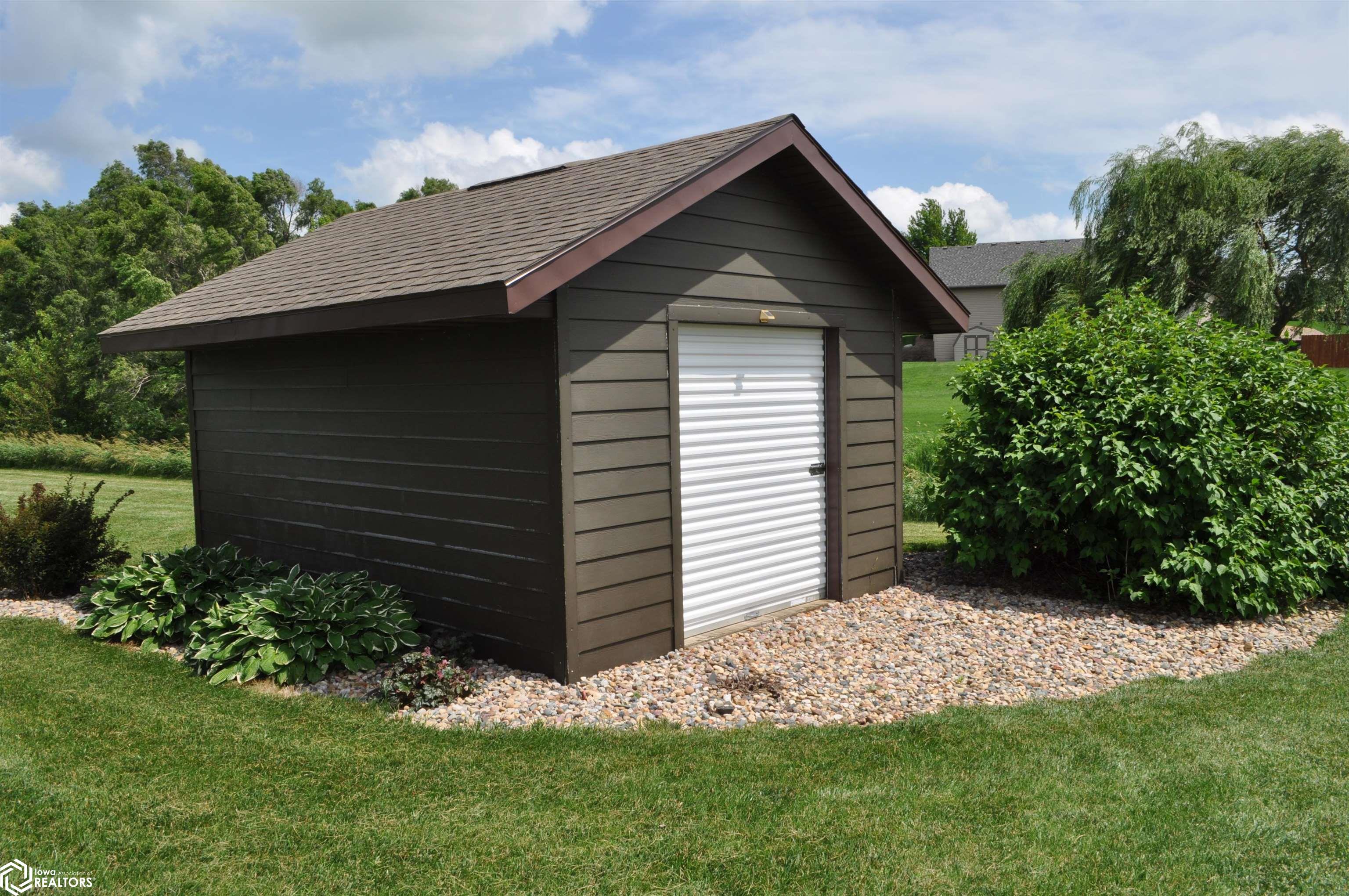 104 E Timber Creek Drive, Carroll, Iowa image 13