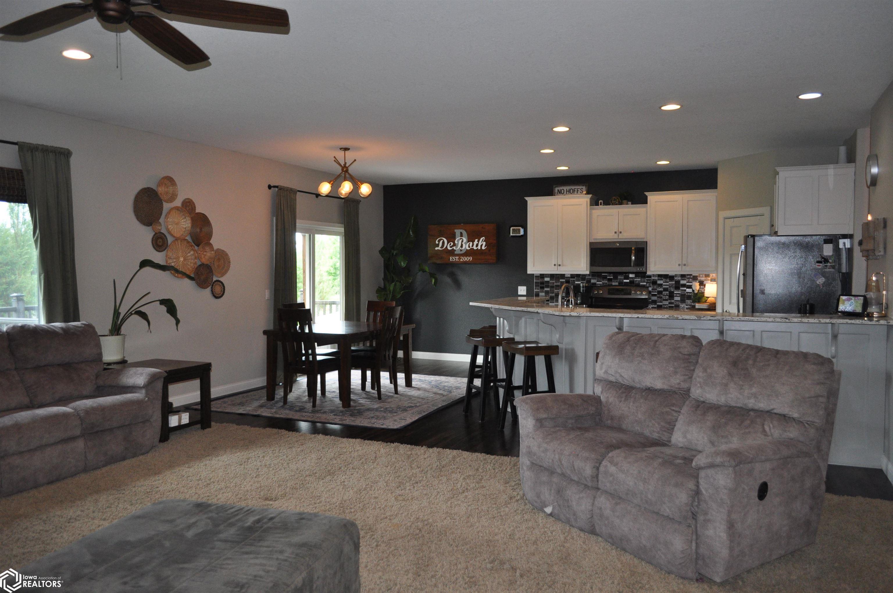104 E Timber Creek Drive, Carroll, Iowa image 22