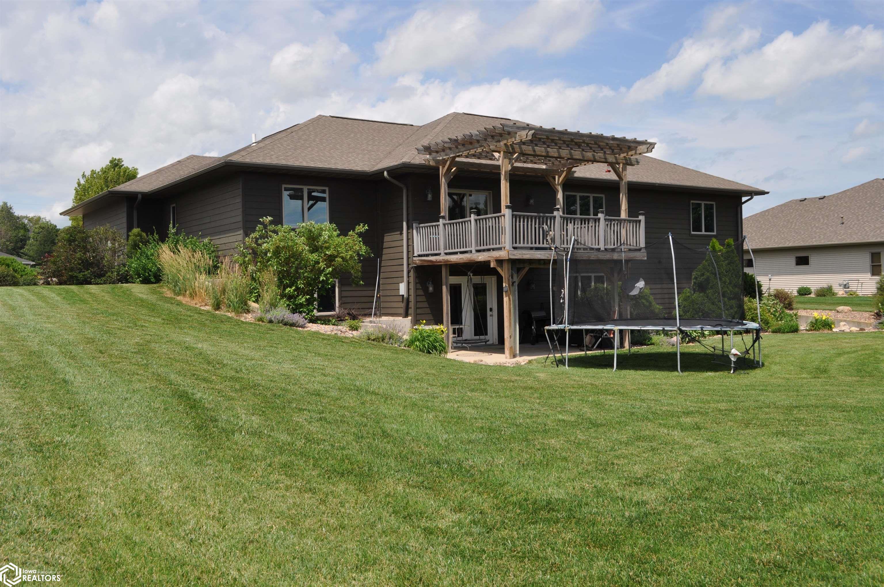 104 E Timber Creek Drive, Carroll, Iowa image 8