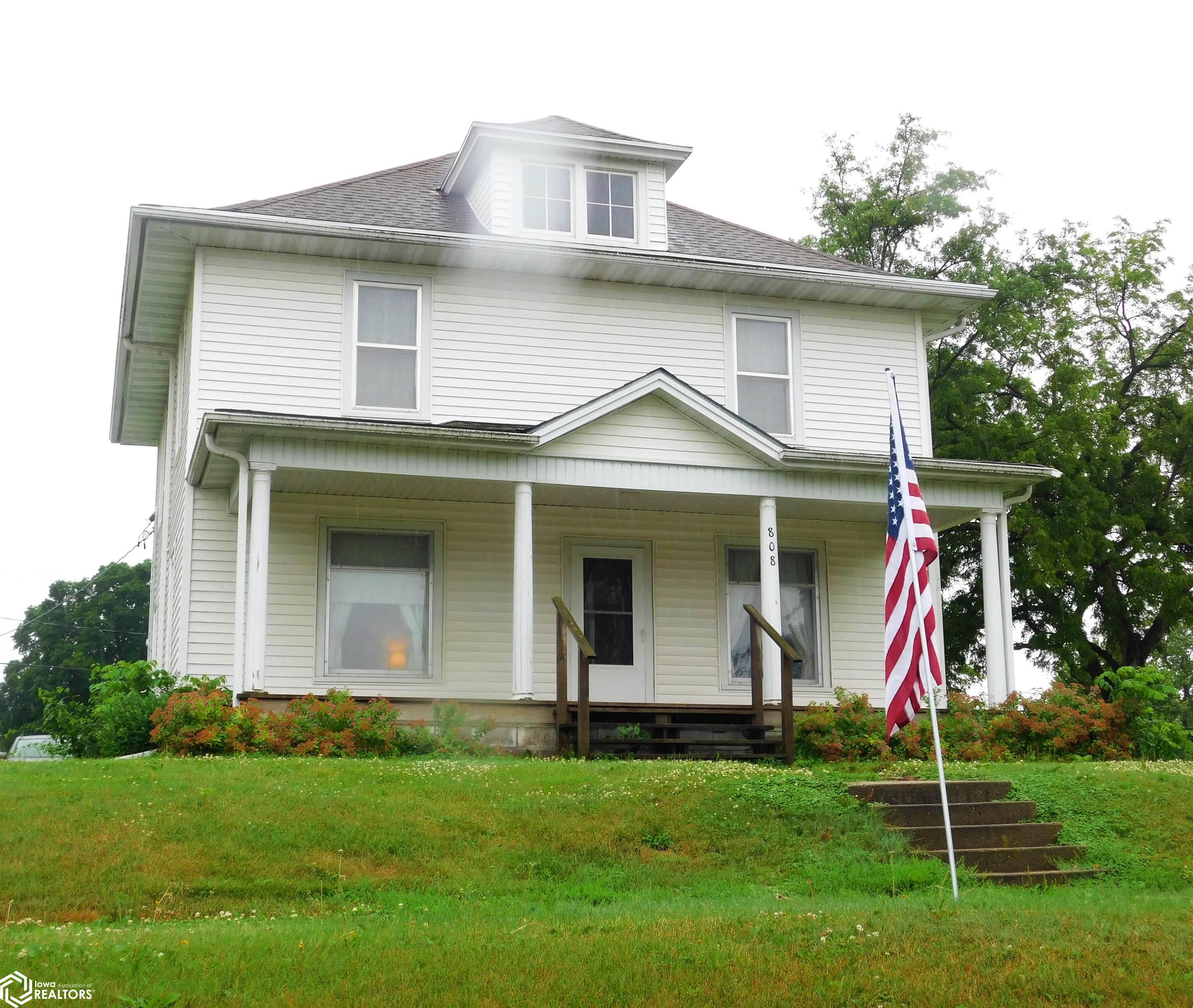 808 Court Street, Dunlap, Iowa image 1