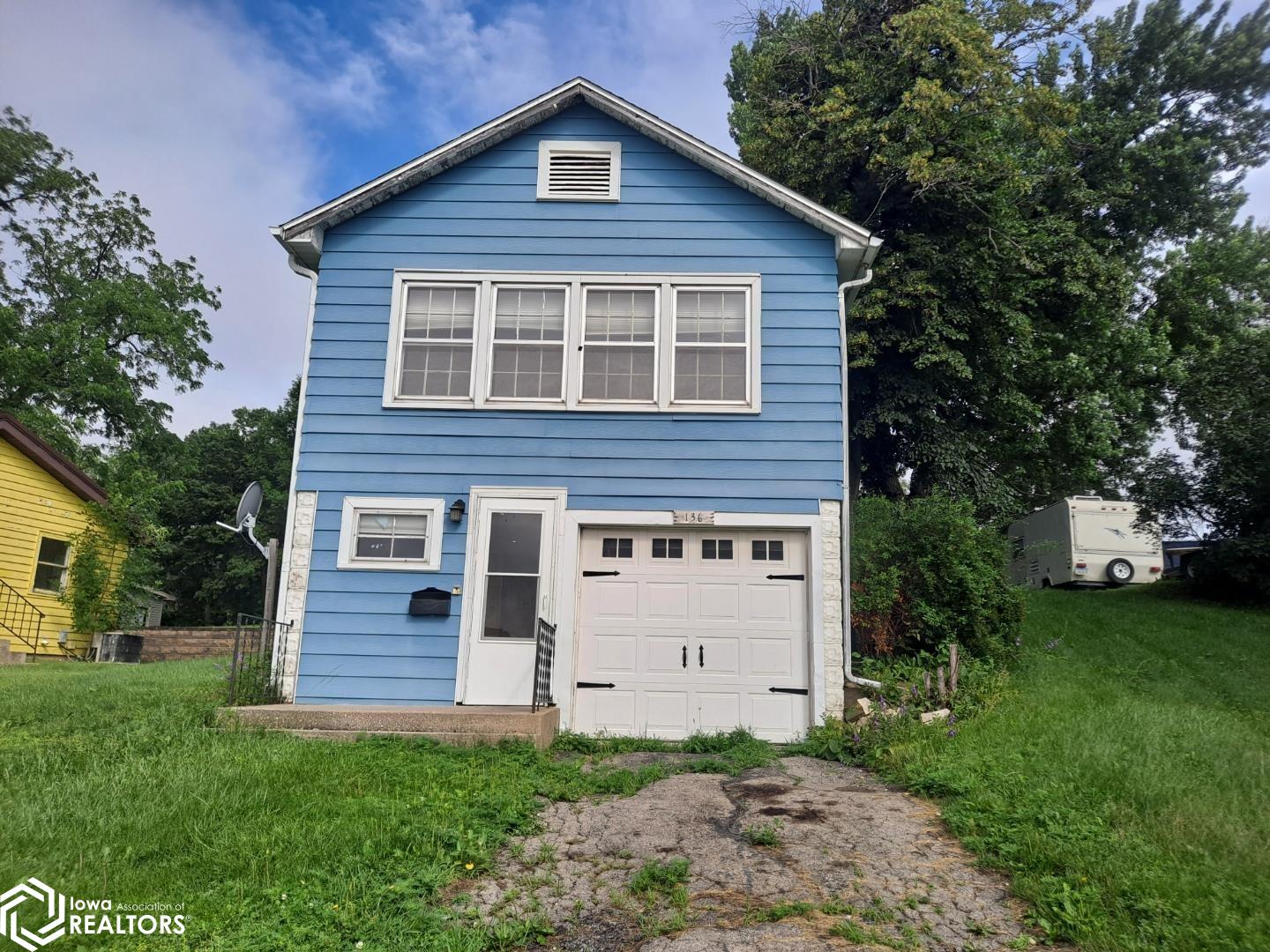 136 7th Ave N, Clear Lake, Iowa image 2