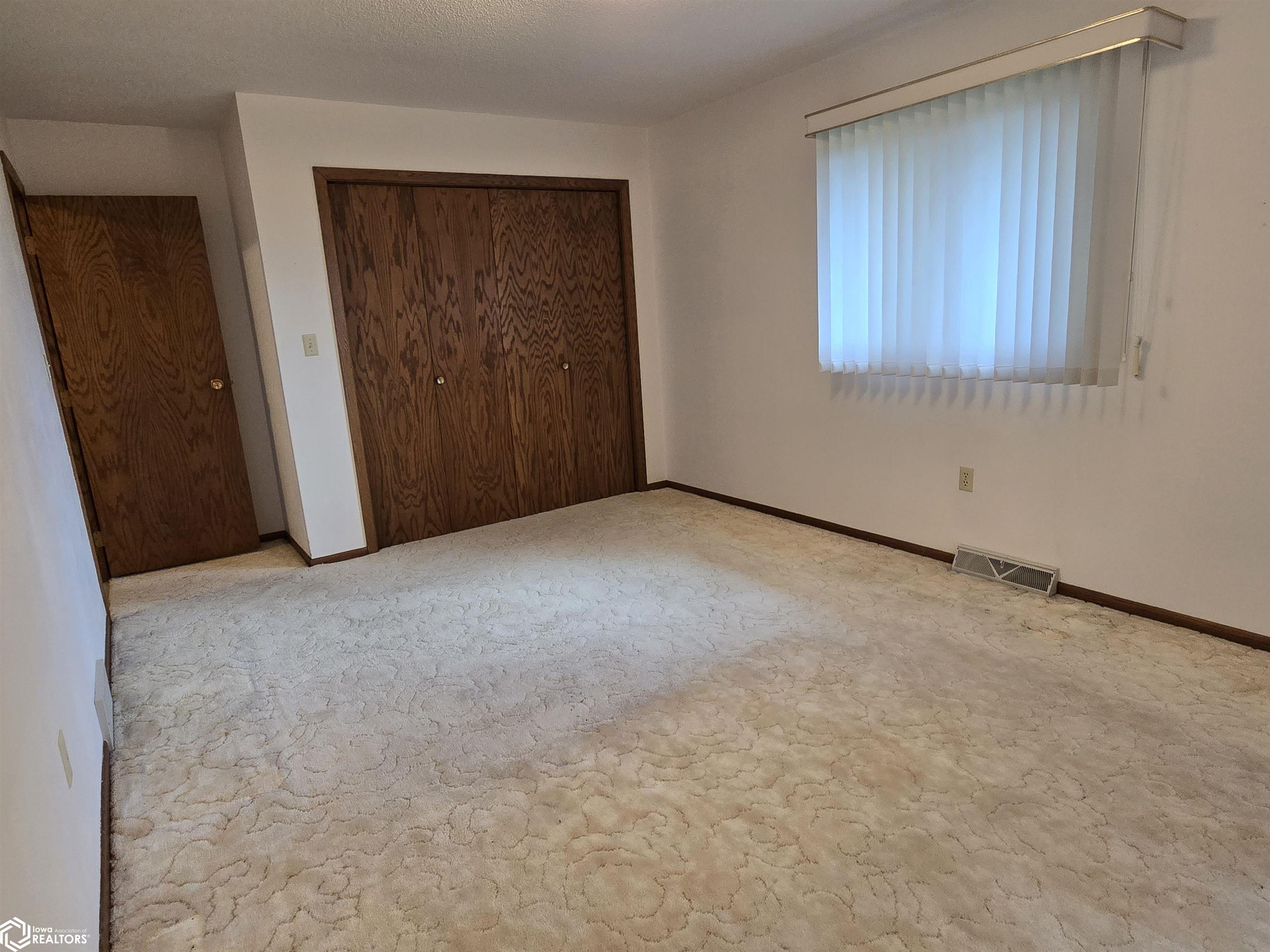 436 W 21st Street, Carroll, Iowa image 16