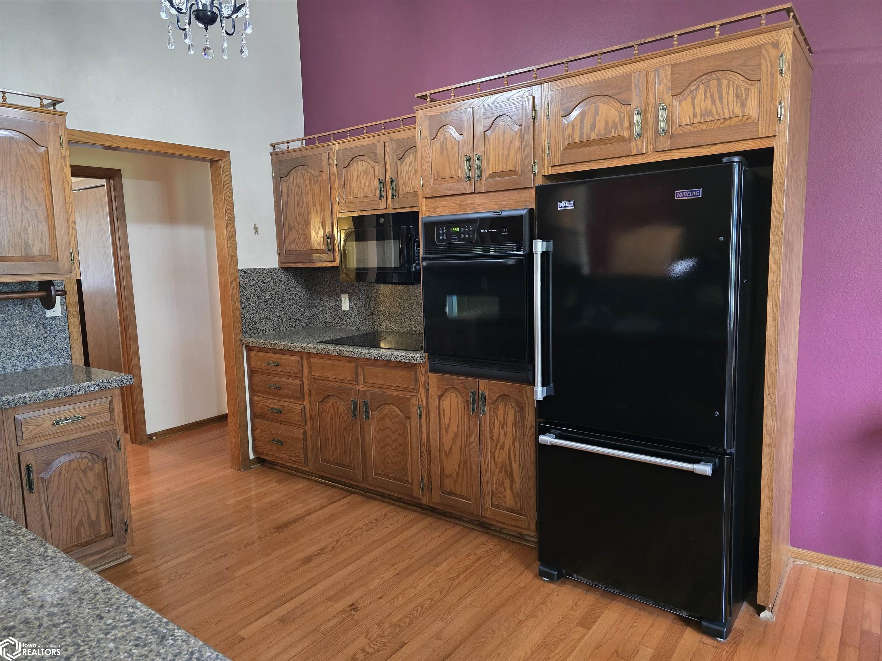 436 W 21st Street, Carroll, Iowa image 9