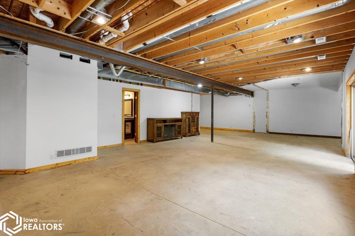 2111 297th Place, Missouri Valley, Iowa image 36
