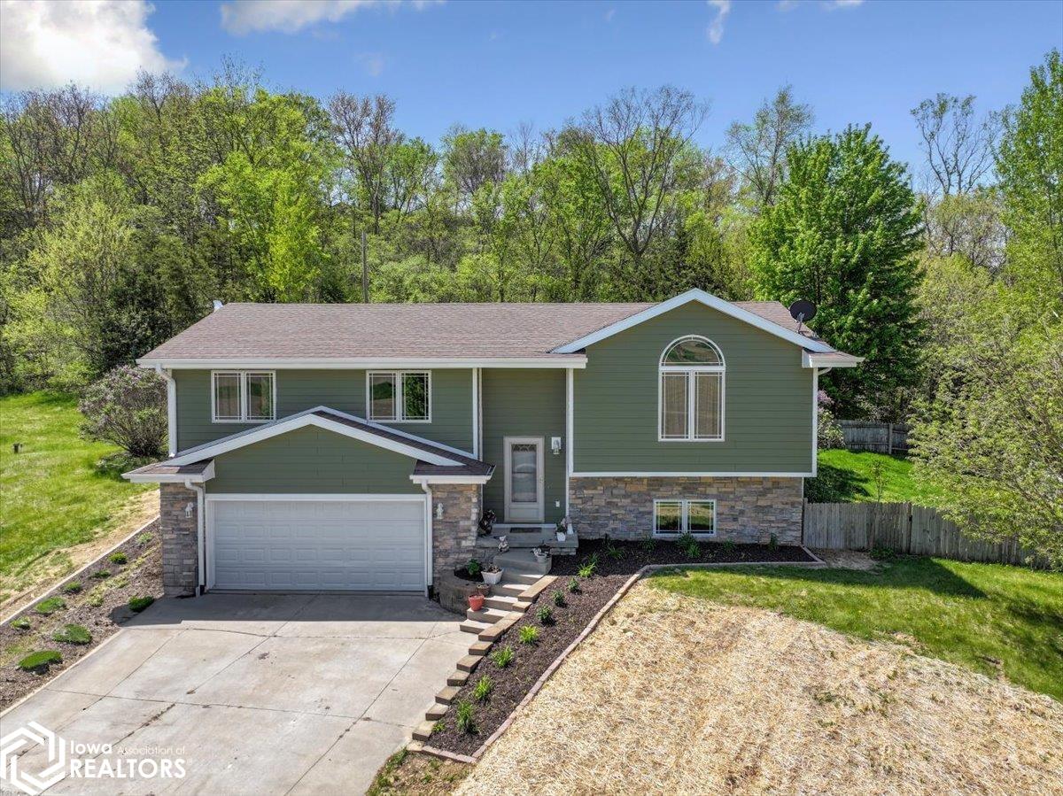 2853 Preston Place, Logan, Iowa image 1