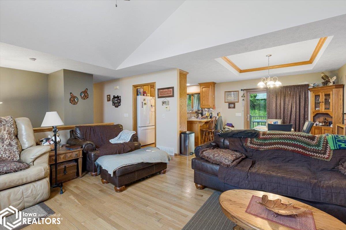 2853 Preston Place, Logan, Iowa image 9