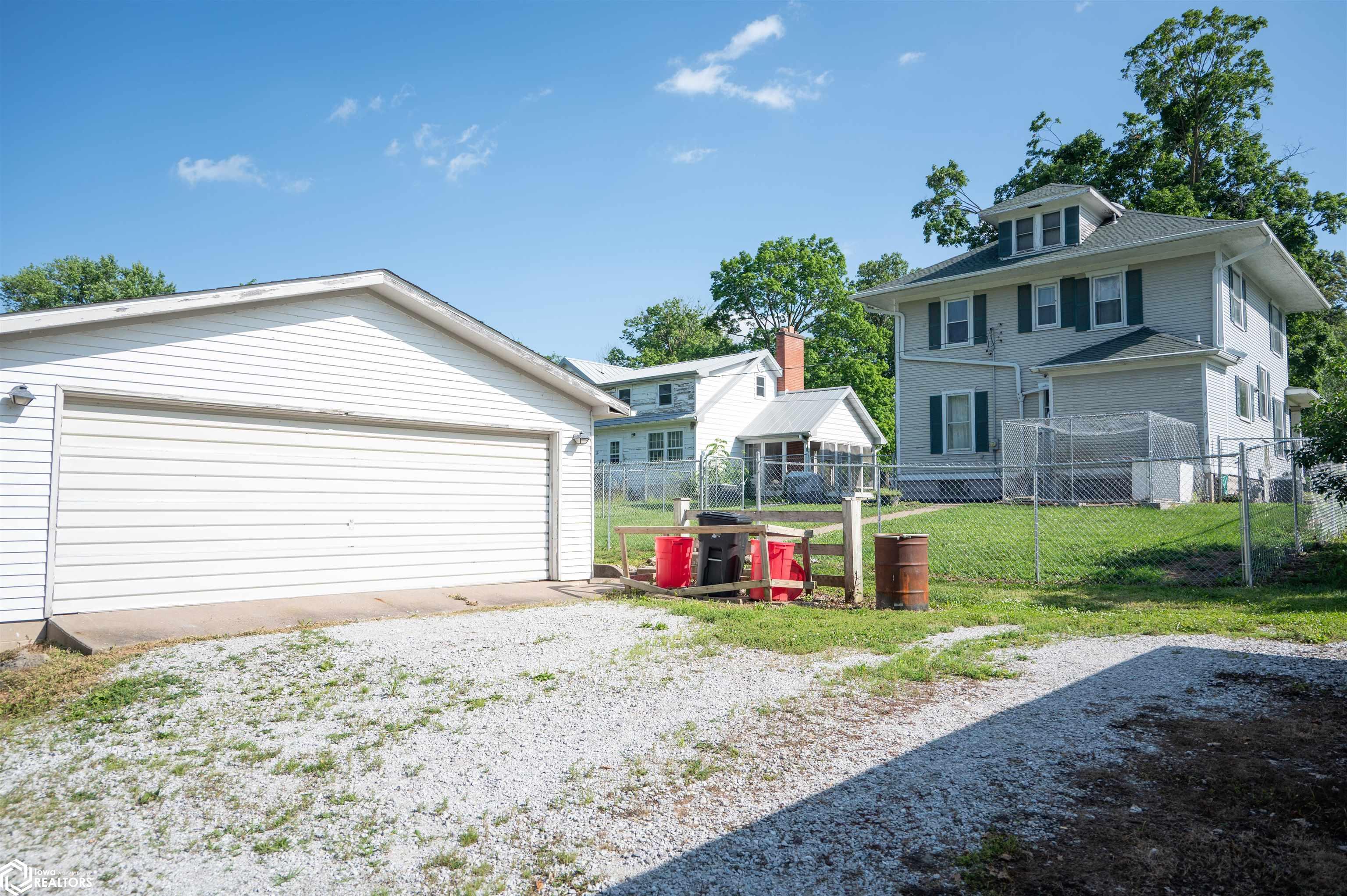 825 Clark Street, Warsaw, Illinois image 5